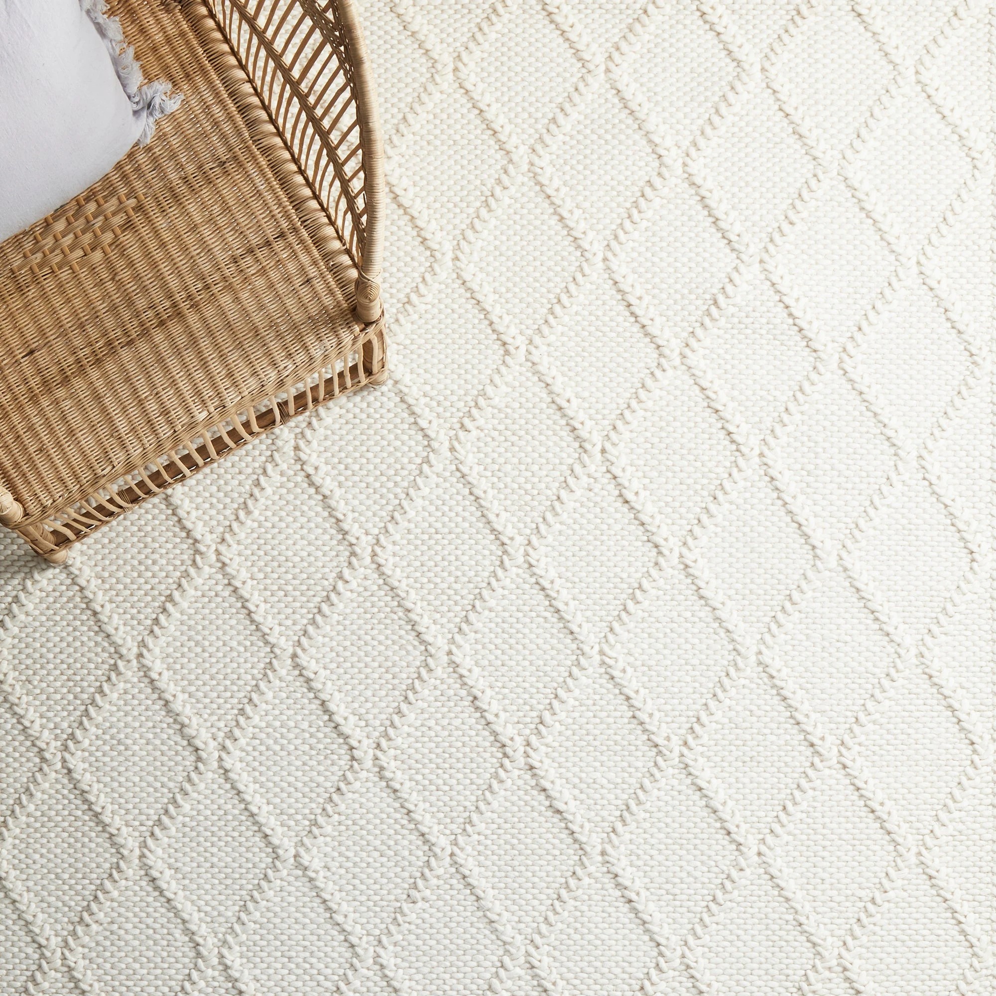 4 Common Ground Rugs Valor 400x300cm - Extra Extra Large Hand Loomed Wool Floor Rug - White, 4 of 10