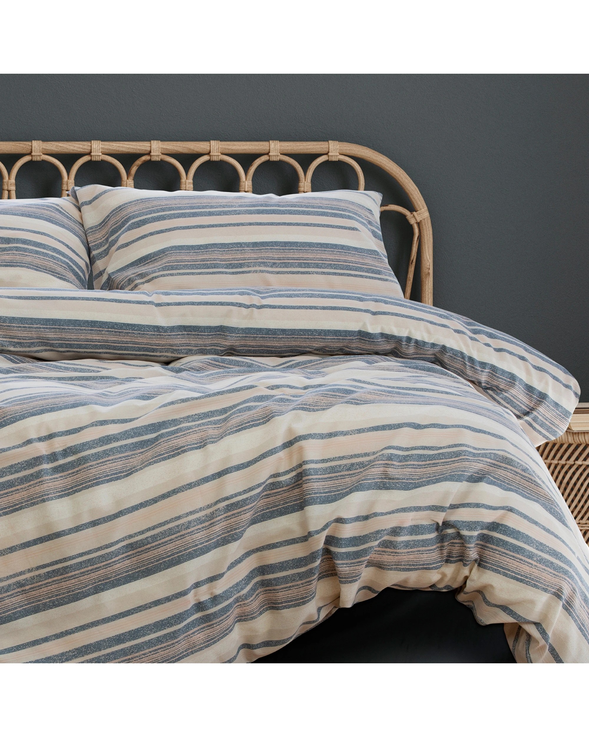 2 Ardor Boudior Charlie Polyester Cotton Blend Comforter Set - Single/Double - Multi, 2 of 3