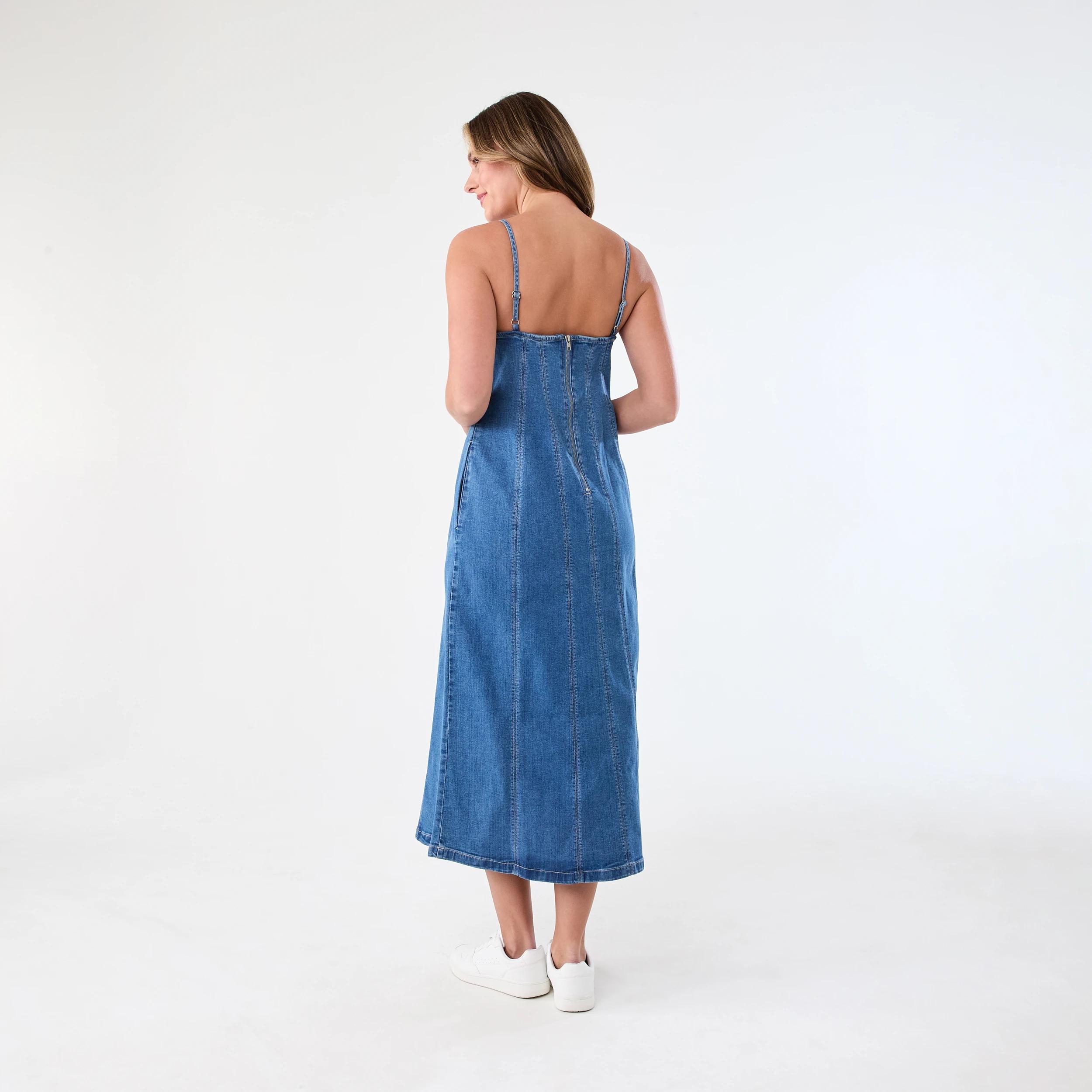 3 Sleeveless Denim Swing Maxi Dress Light Wash, 3 of 7