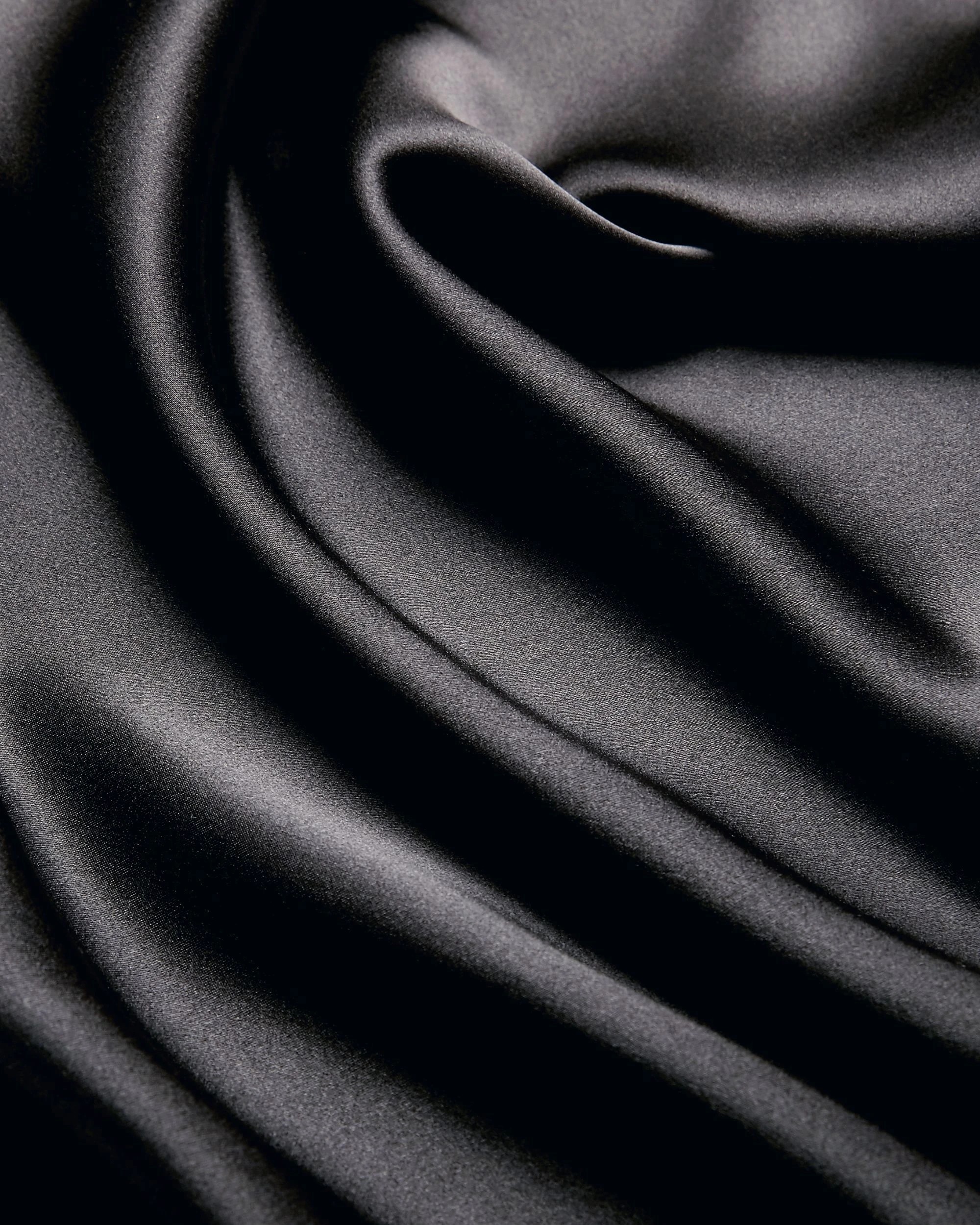 3 Gioia Casa Mulberry Silk Pillowcase Soft Hypoallergenic - Black, 3 of 4