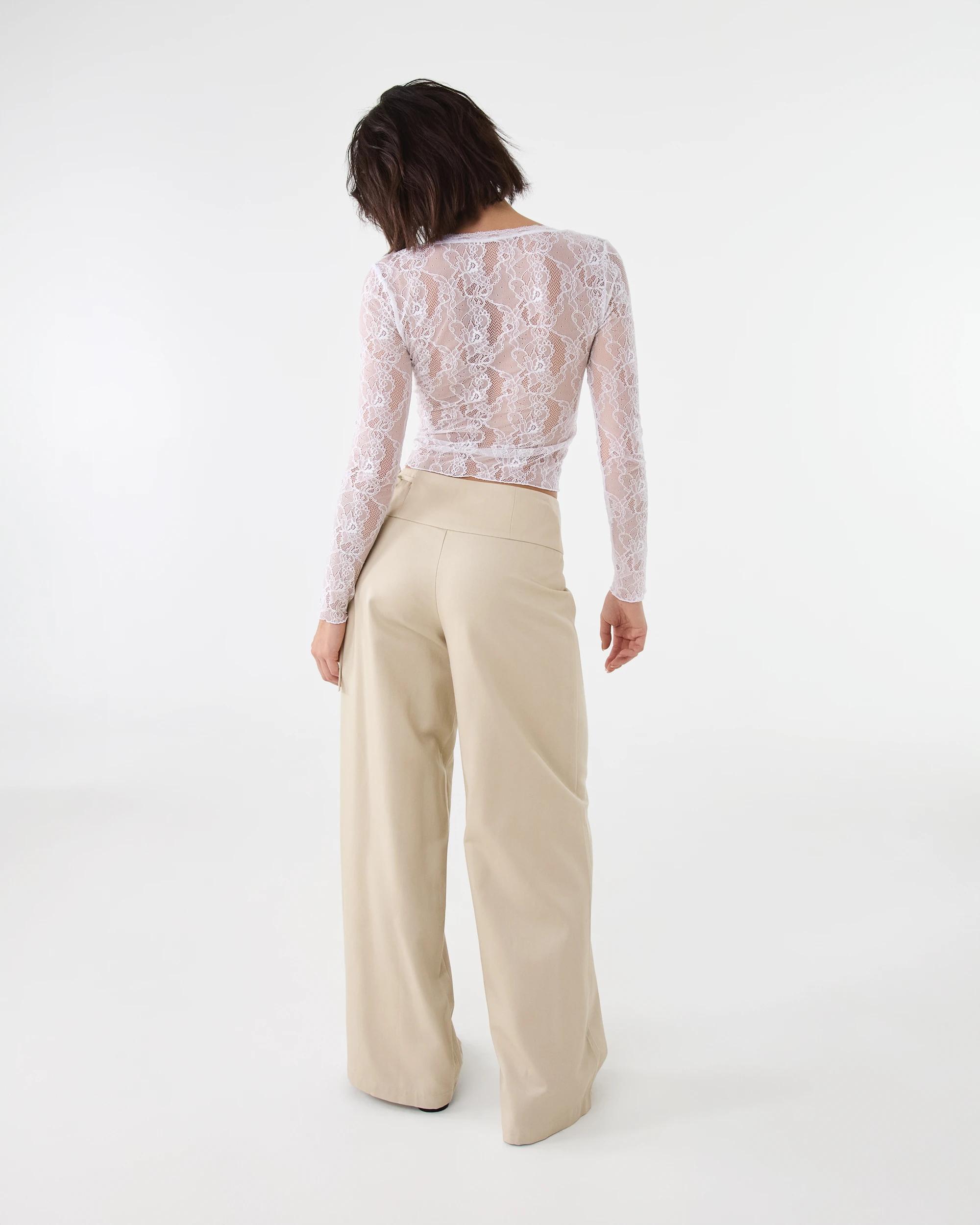 6 Long Sleeve Lace V-Neck Top White, 6 of 9