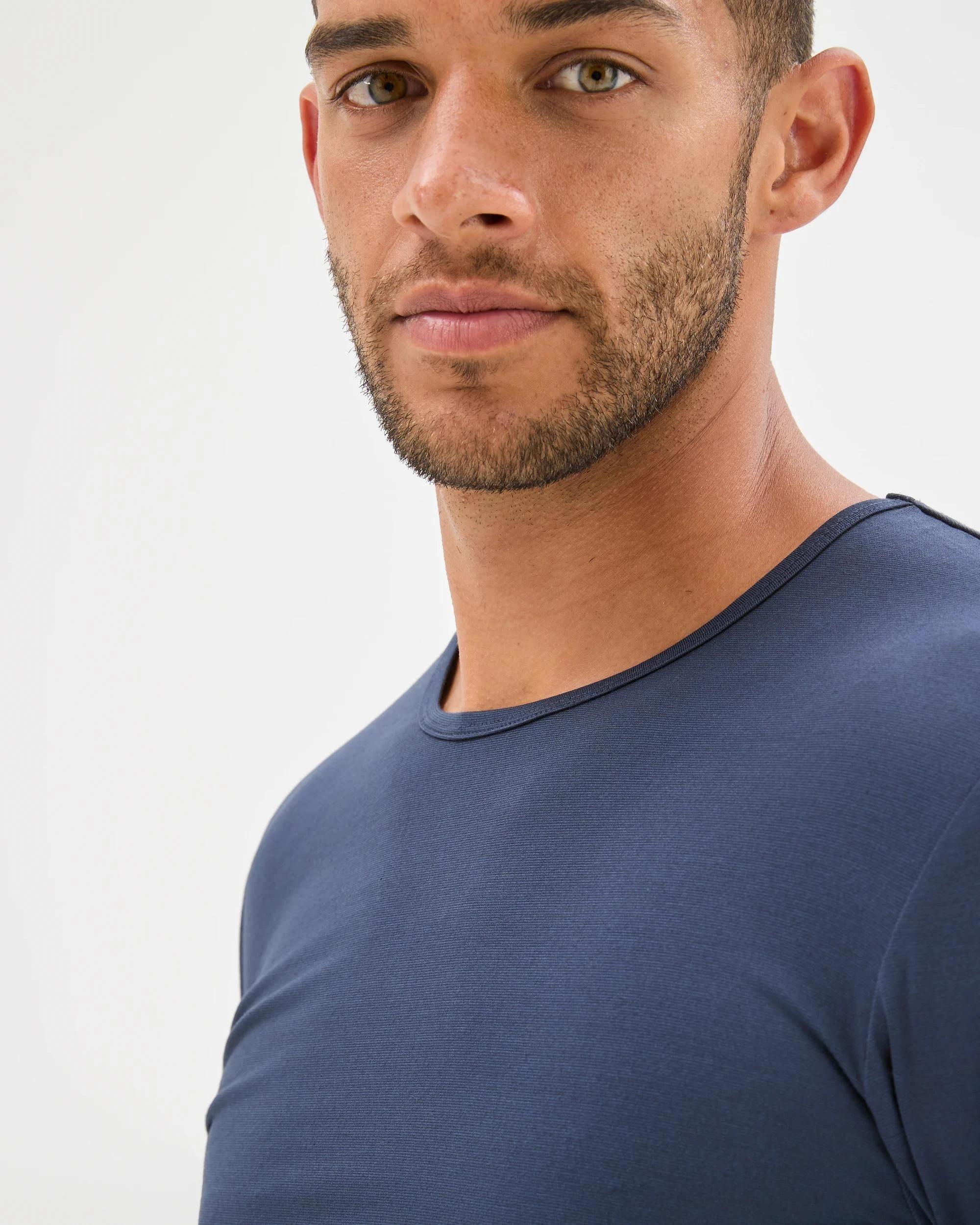 4 Maxx Heat Innovation Long Sleeve Thermal Top NAVY, 4 of 6