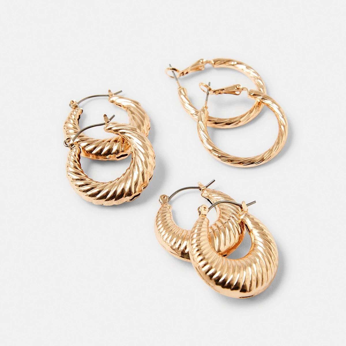 4 3 Pack Textured Hoop Earrings Gold, 4 of 7