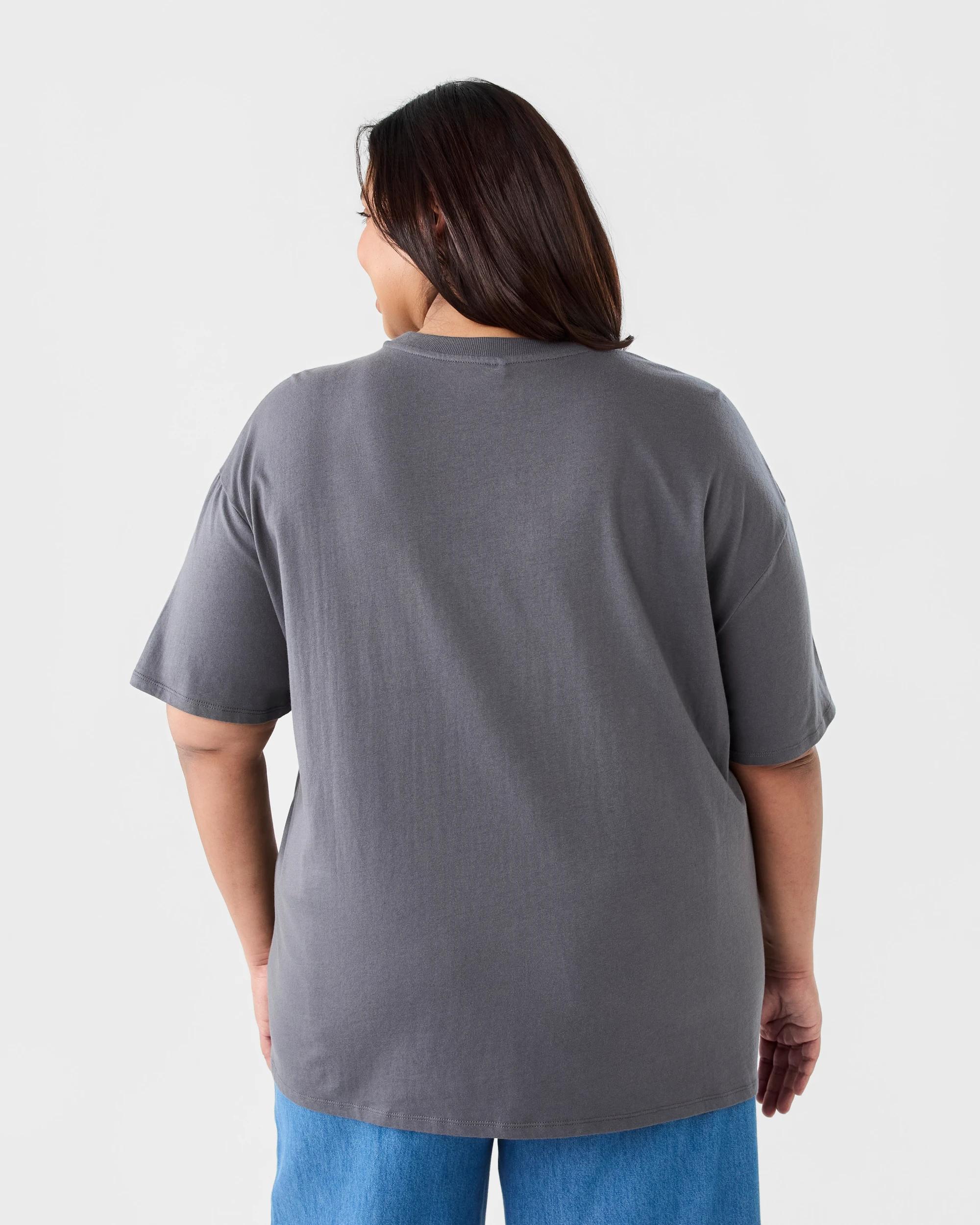 3 Curve Short Sleeve Stitch License Christmas T-shirt Stitch Mag, 3 of 5