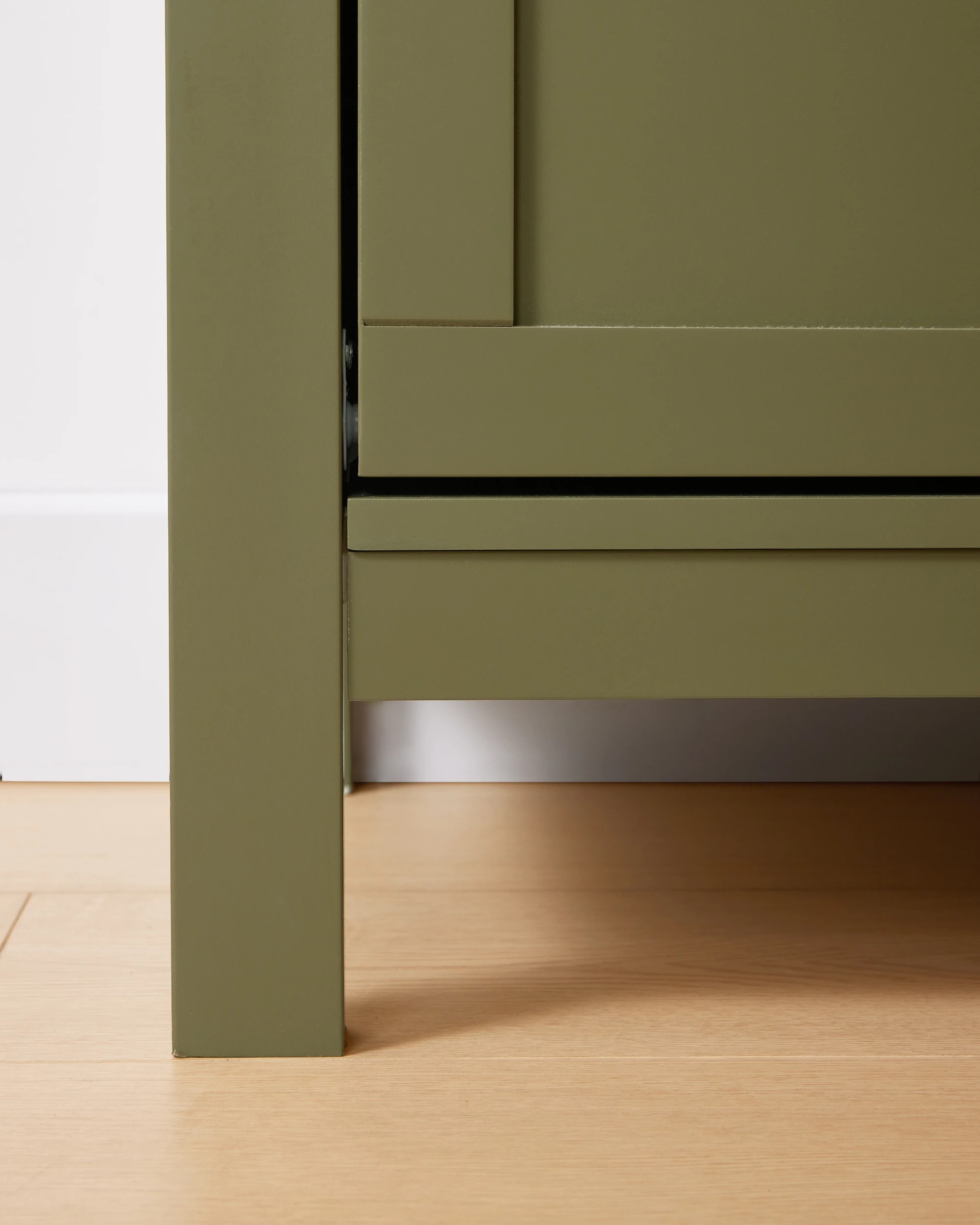 7 Oliver 3 Drawer Chest - Green, 7 of 8