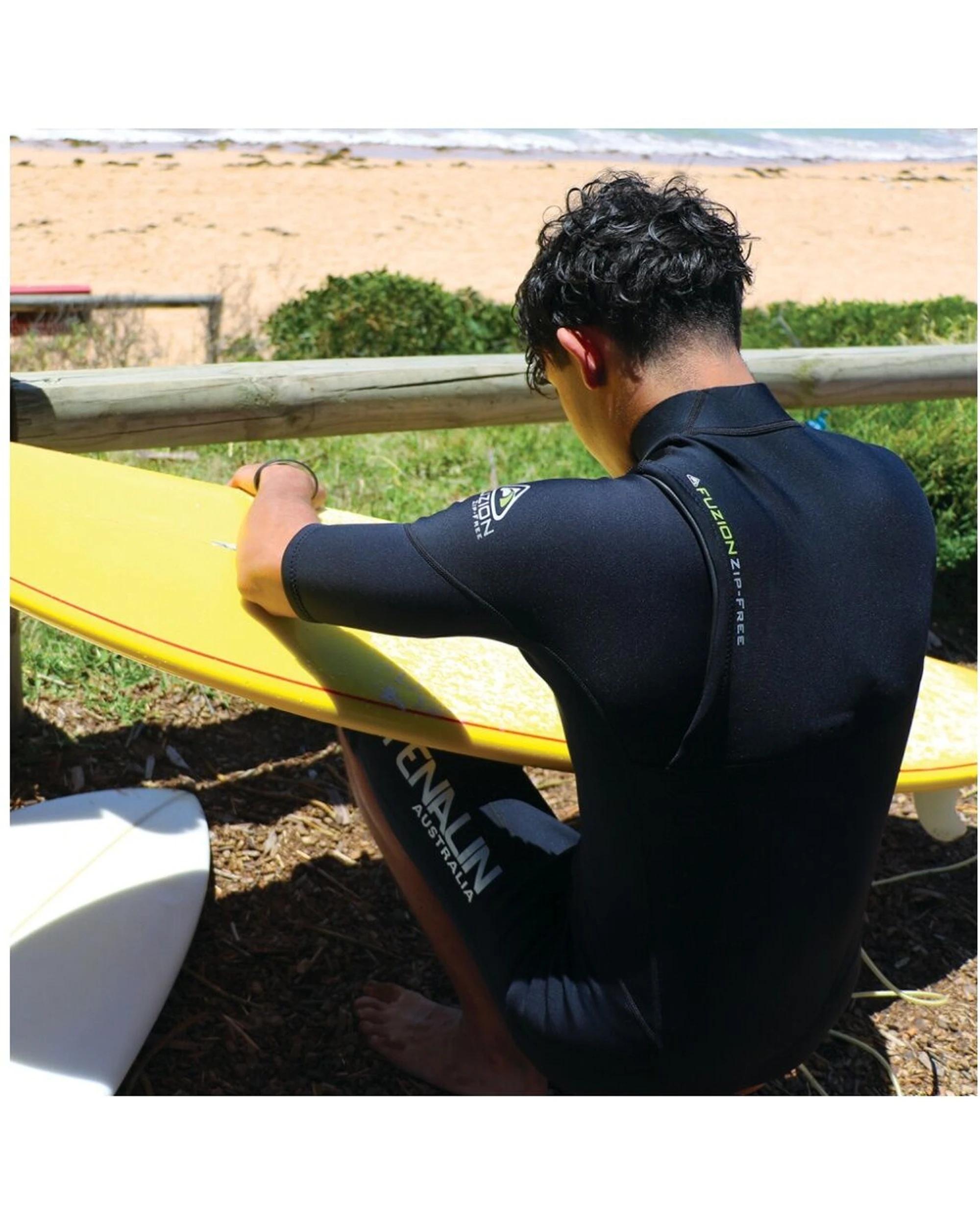 3 Adrenalin Fuzion Adult Springsuit Zip-Free Surf Wetsuit BLACK, 3 of 3