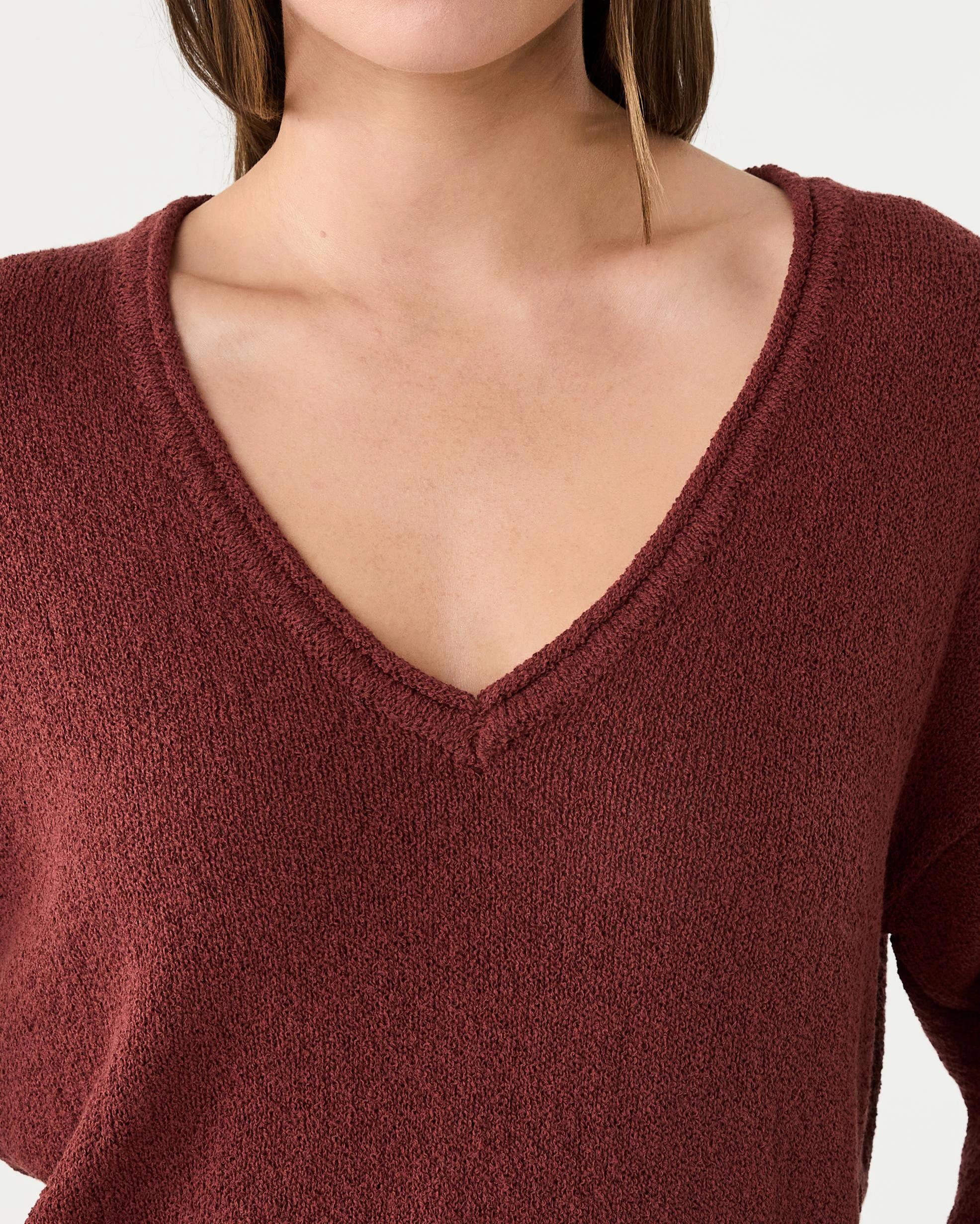 5 Lightweight V-Neck Jumper Burnt Rust, 5 of 7