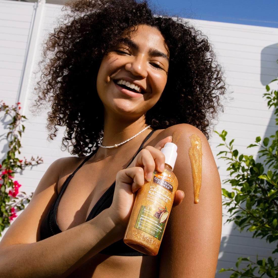 4 Palmer's Cocoa Butter Formula Shimmer Radiance Body Oil 150ml - Vitamin E
 - Gold, 4 of 5