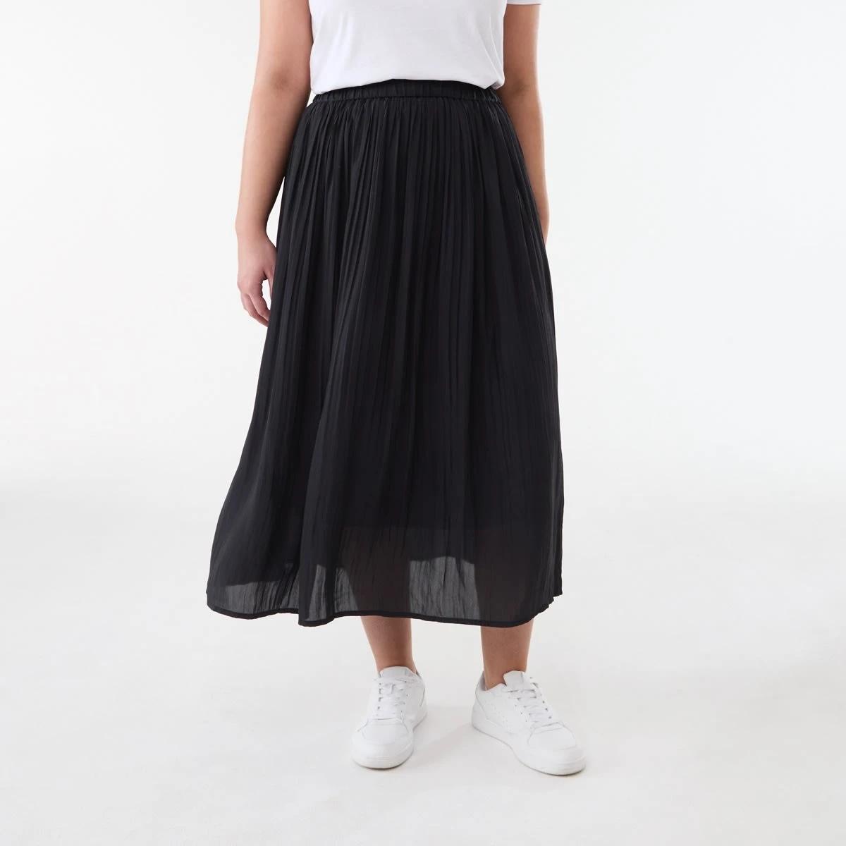 1 Crinkle Maxi Skirt BLACK, 1 of 5
