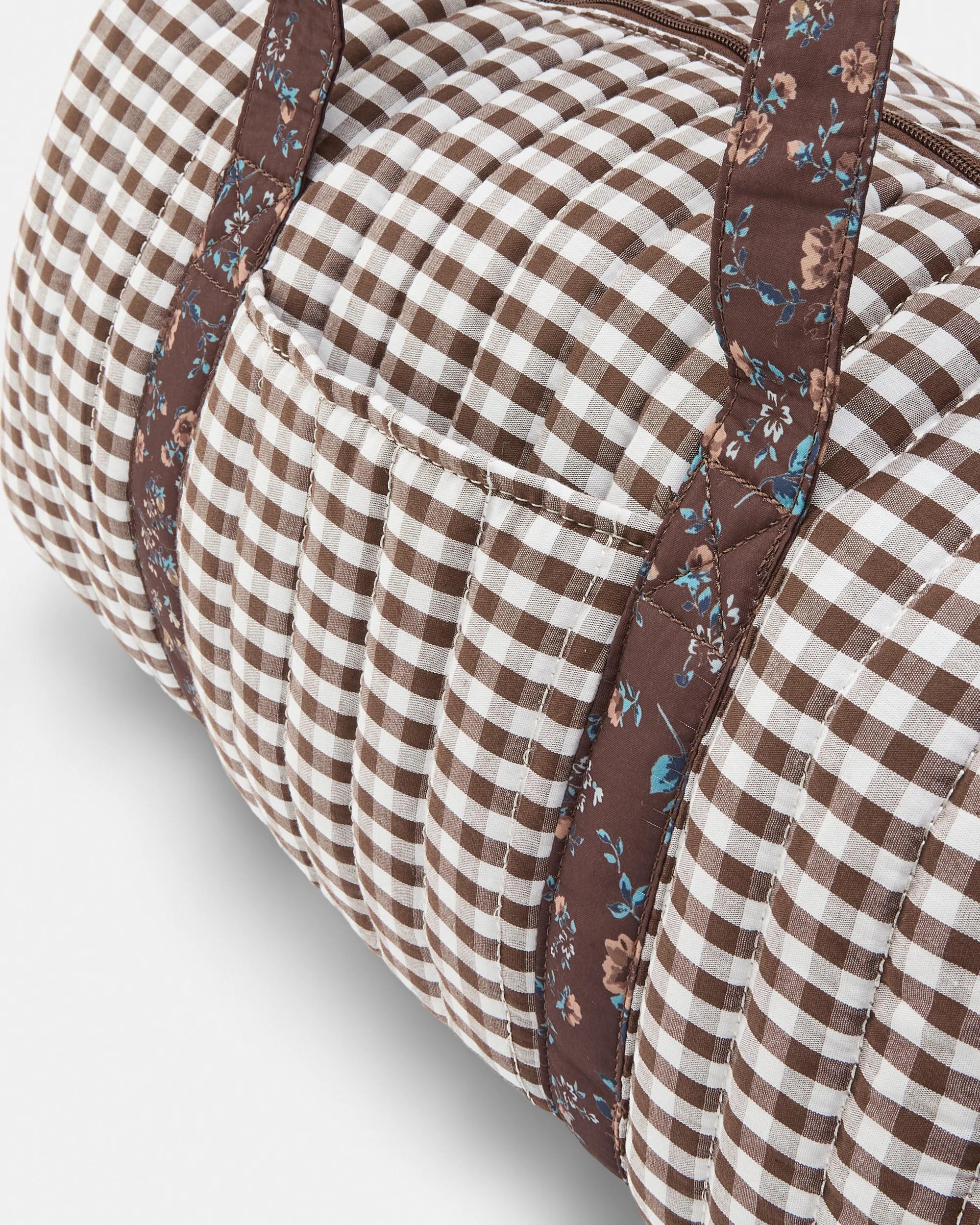 4 Quilted Weekender Bag Choc Ging, 4 of 7