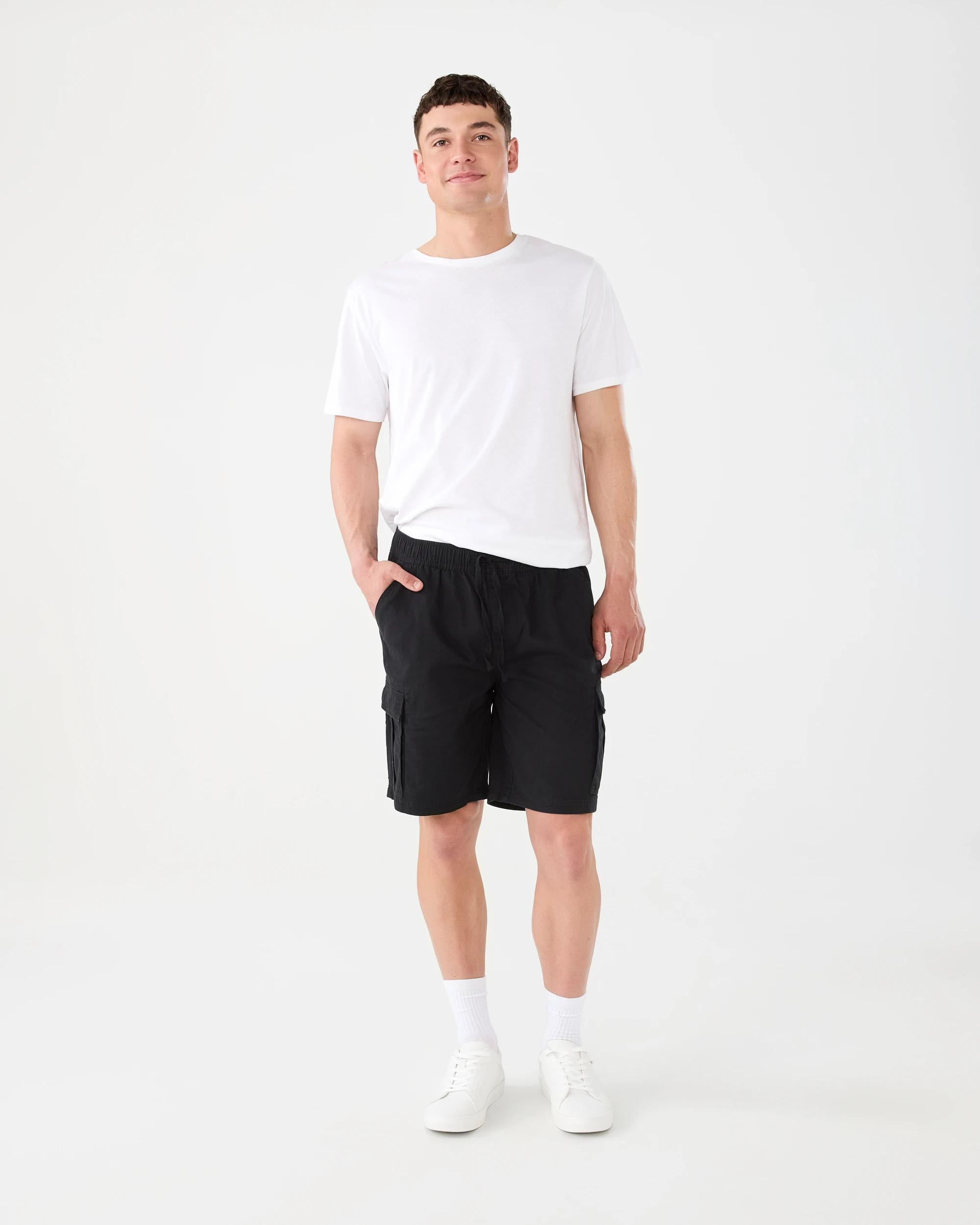 7 Elastic Waist Cargo Shorts Black, 7 of 7