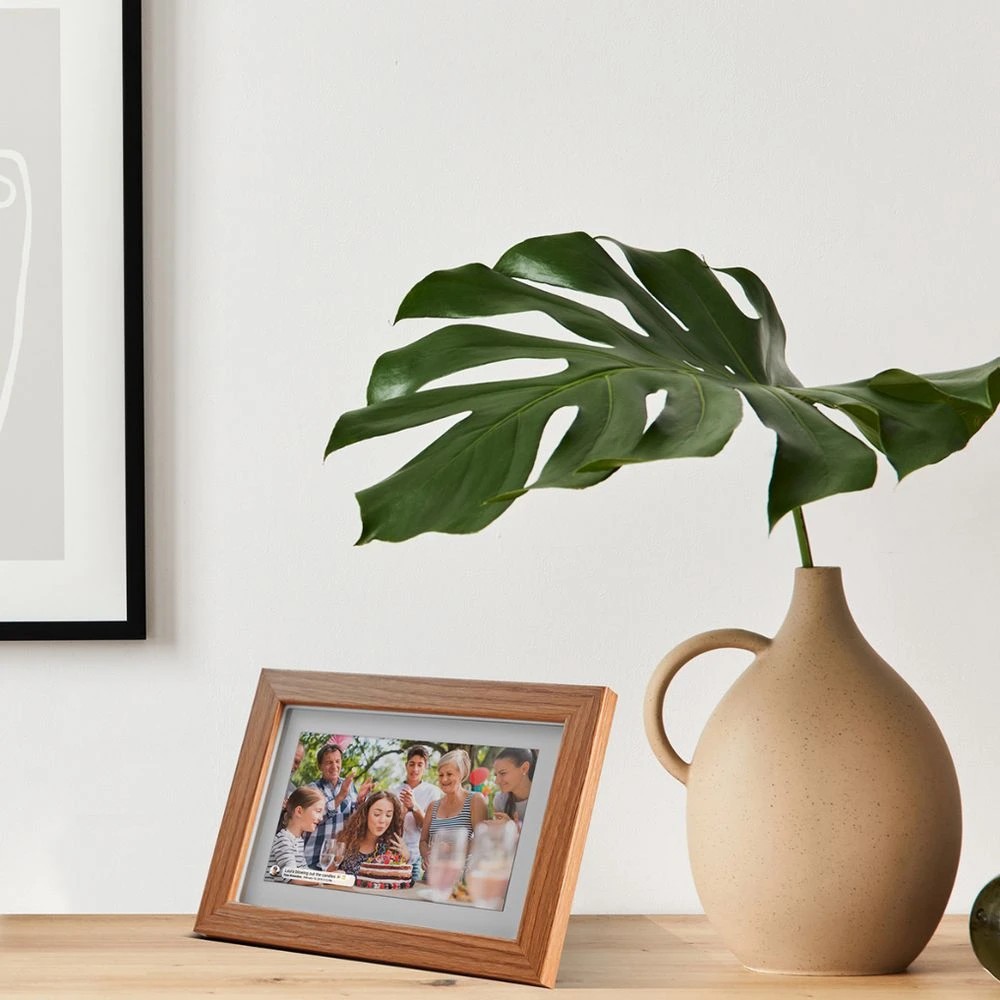 4 Jackson Frameo 7" Smart Photo Frame 16GB Oak, 4 of 4