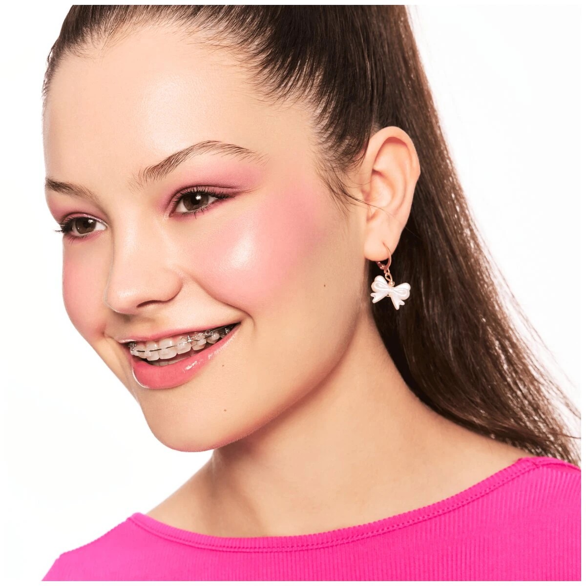 4 Essence Baby Got Blush - 50 Cherry Cherry Baby - Red, 4 of 6