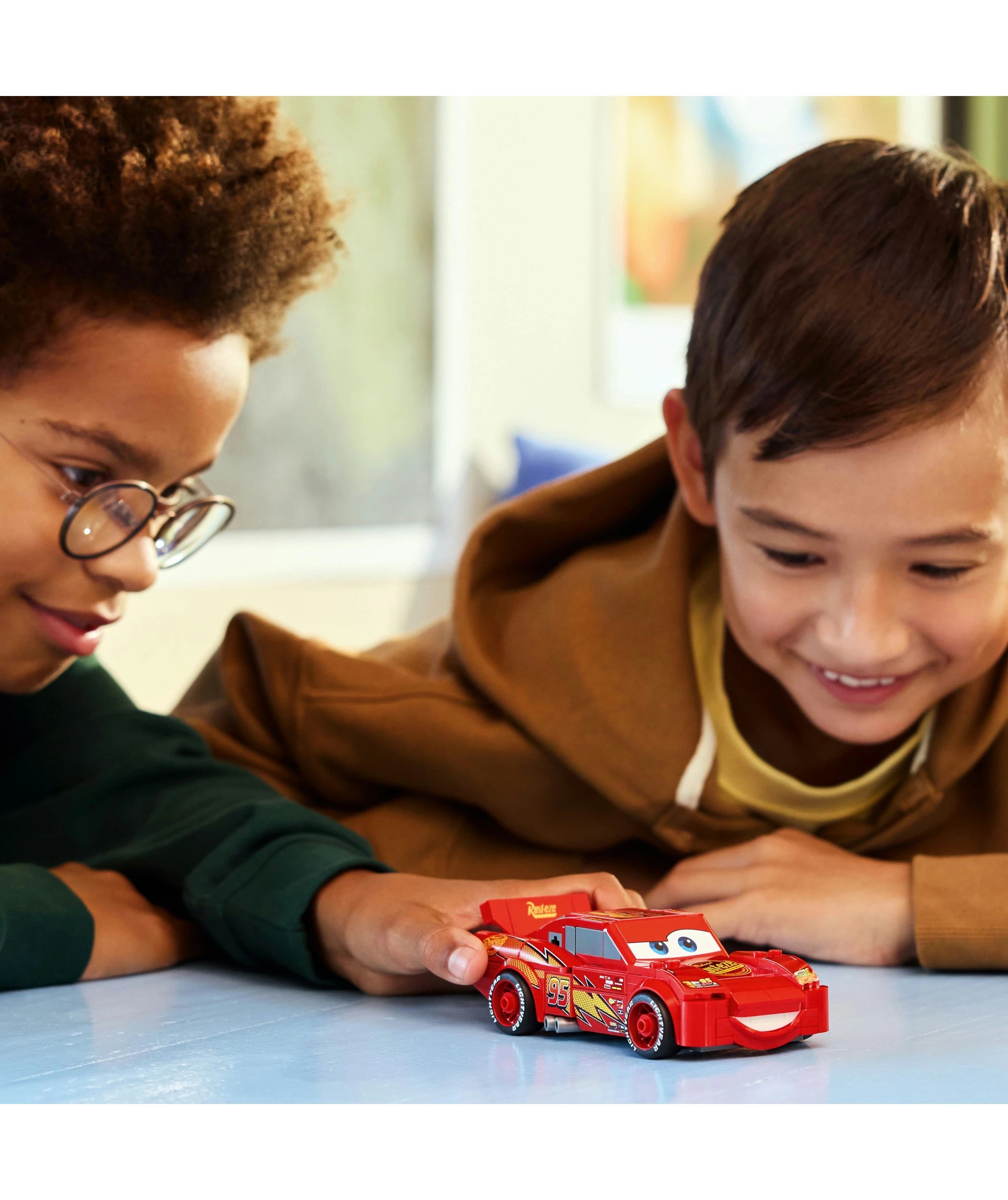 8 LEGO Speed Champions Lightning McQueen 77255, 8 of 10