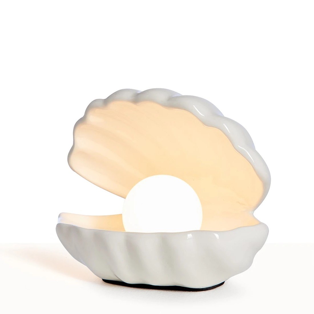 1 Clam Shell Lamp, 1 of 9