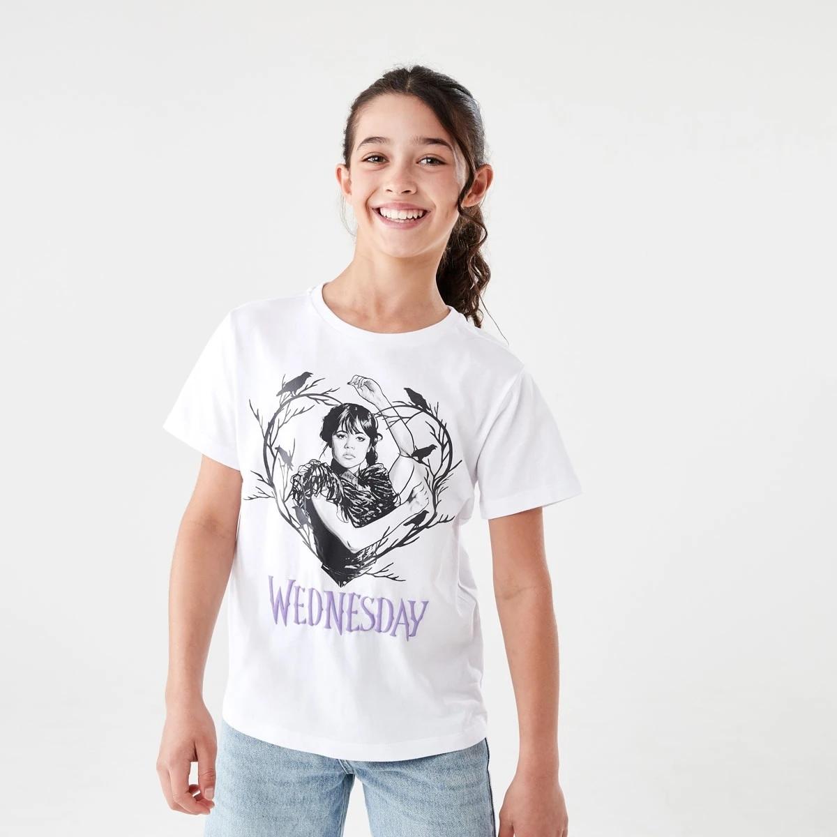 1 Wednesday License T-shirt WEDNESDAY ADDAMS TREE HEART, 1 of 6