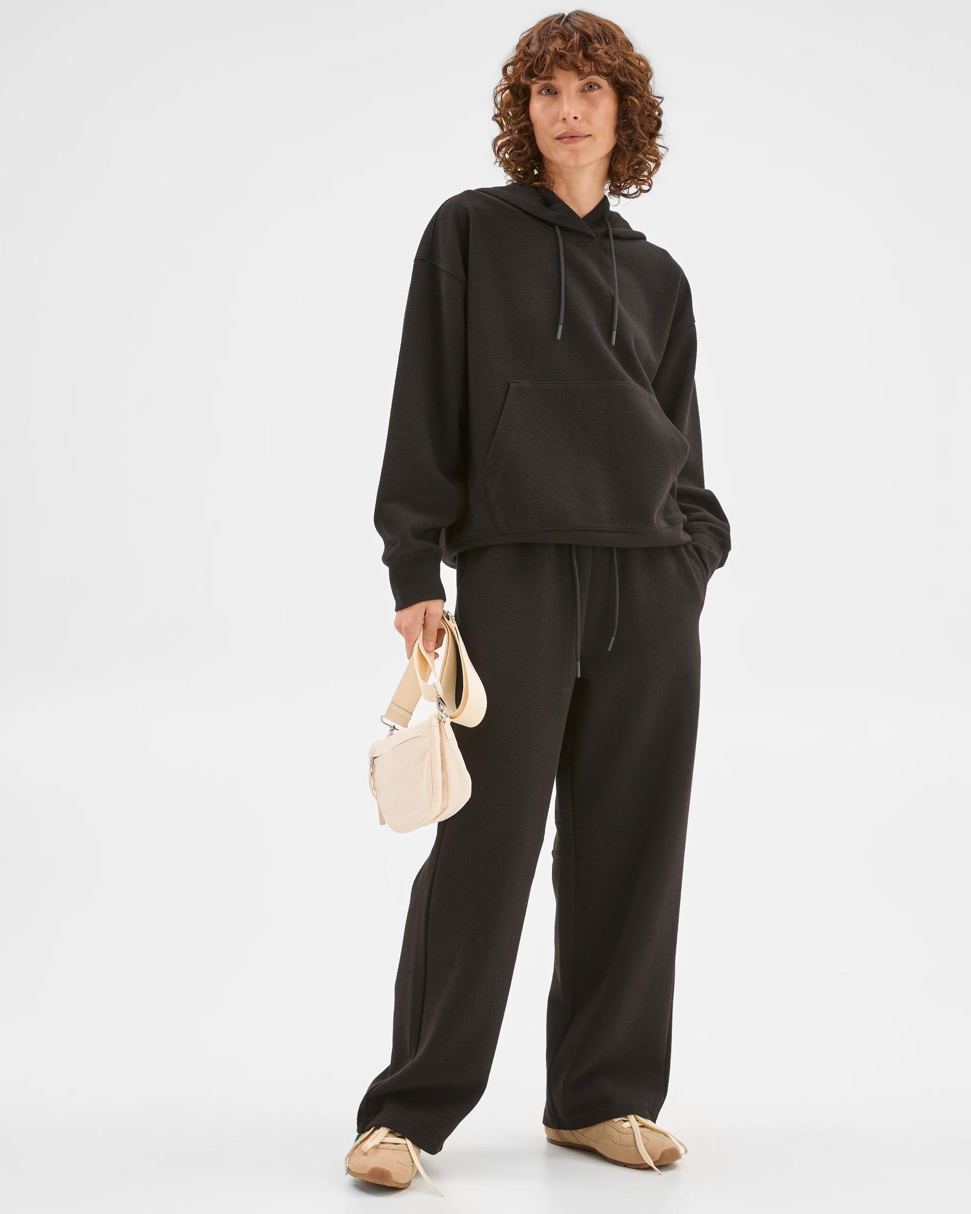2 Target Active Active Australian Cotton Blend Crinkle Hooded Jumper BLACK, 2 of 7