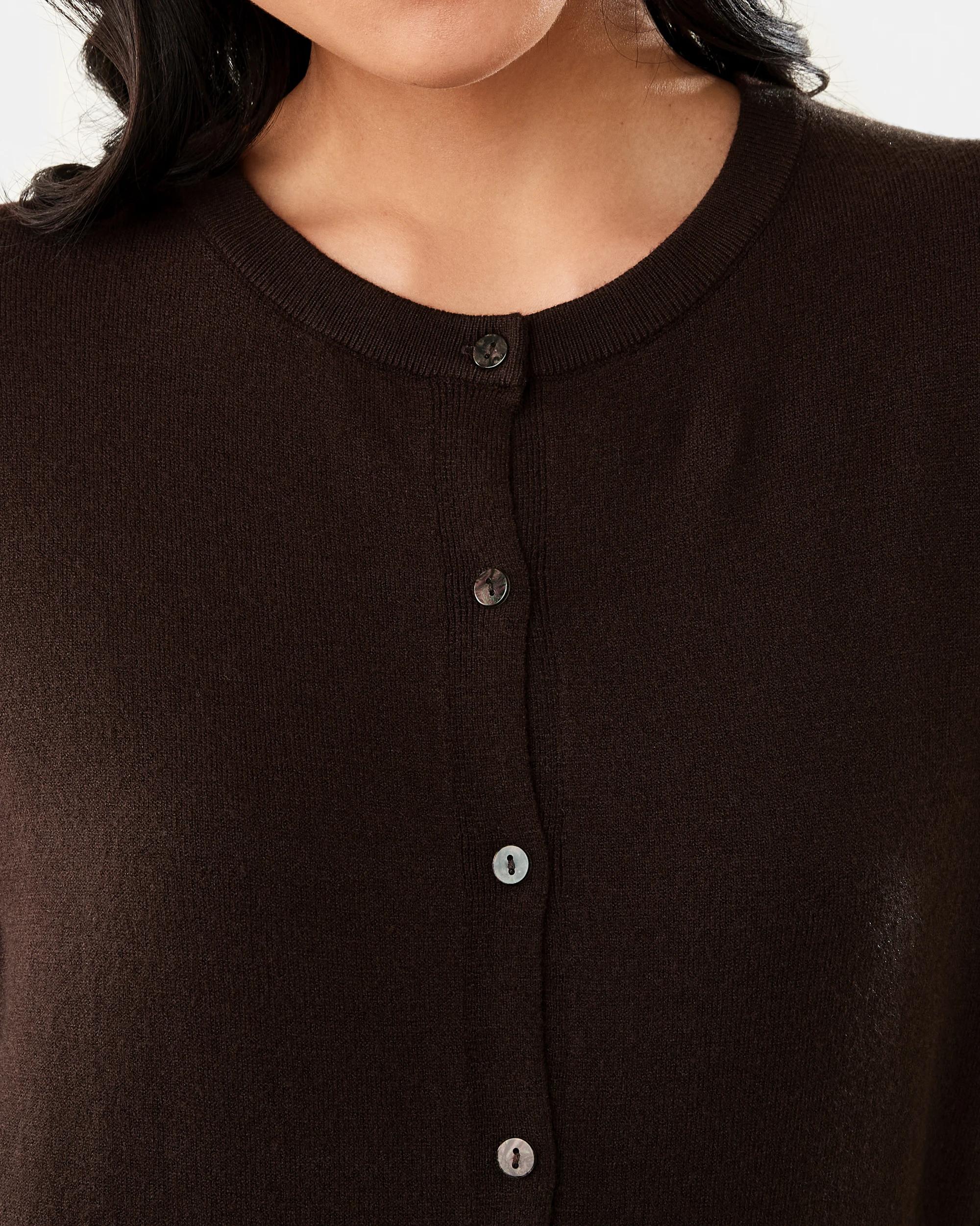 5 Lightweight Crew Neck Cardigan Melt Brown, 5 of 6