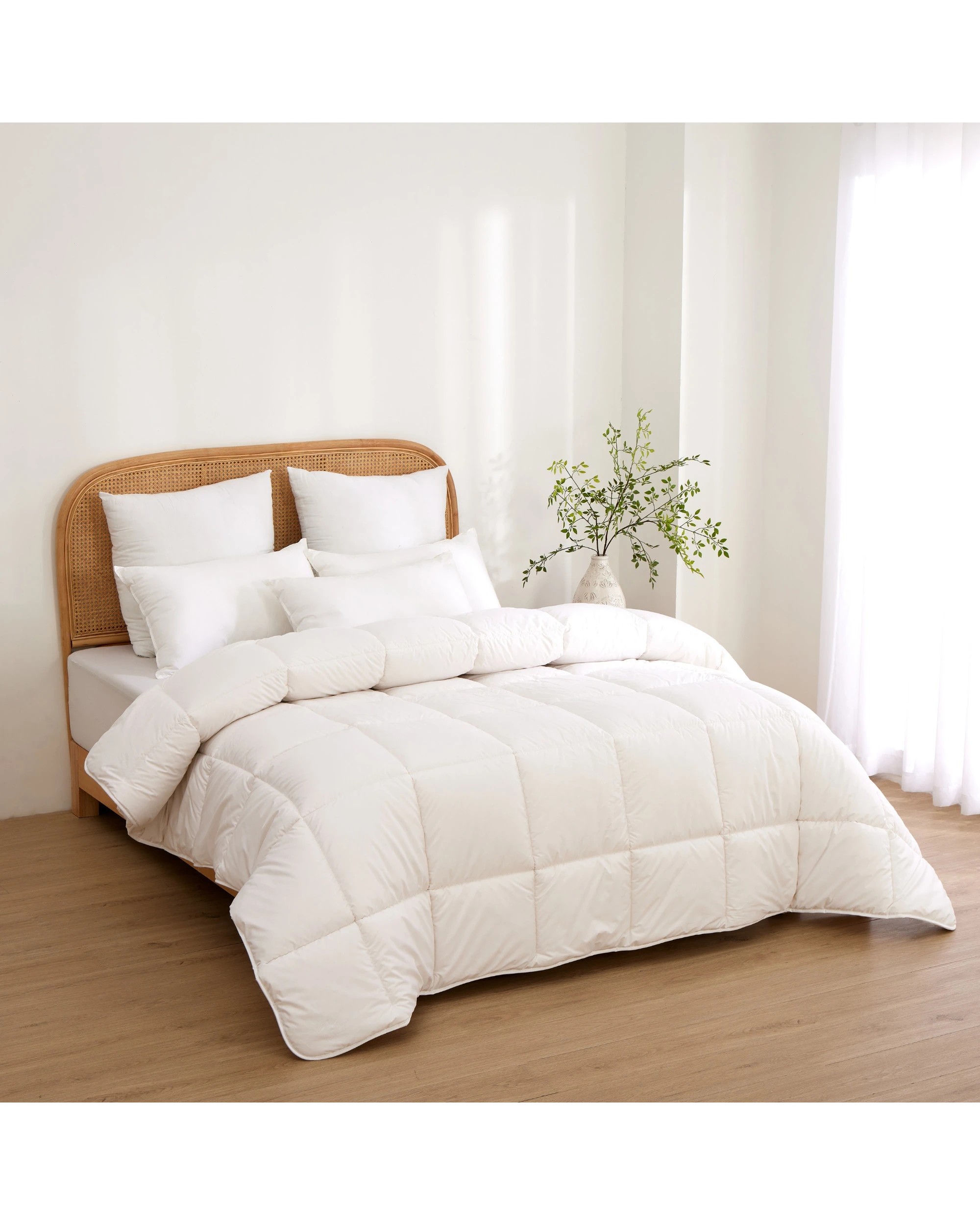 2 Dreamaker Super Warm 600gsm Australian Washable Wool Quilt - Double Bed - White, 2 of 6