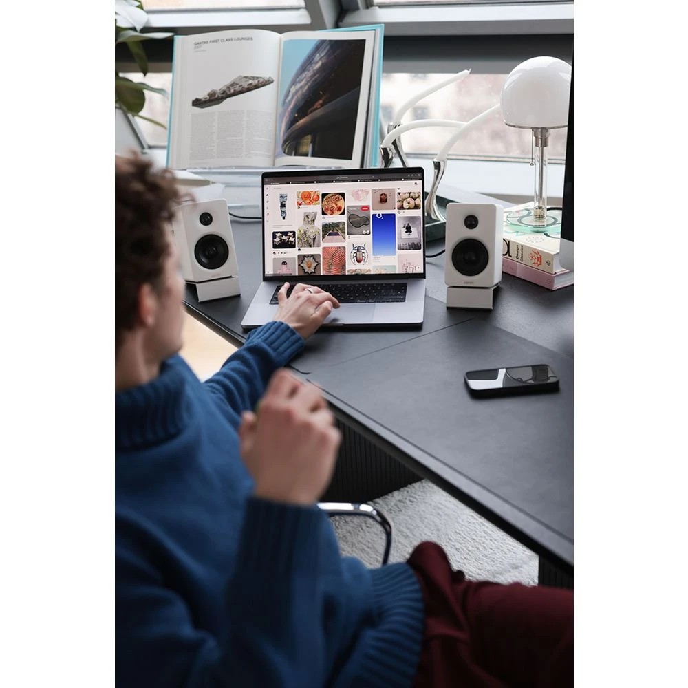 4 Edifier M60 Desktop Speakers White, 4 of 5