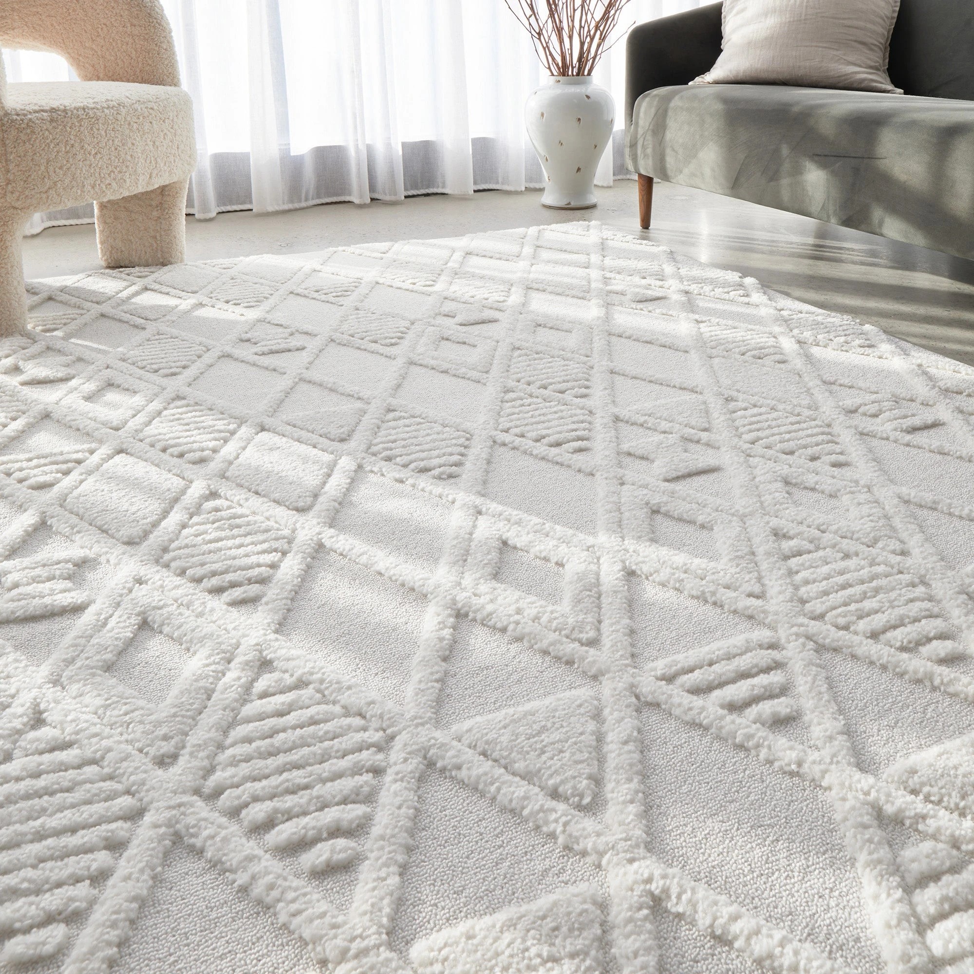 2 Common Ground Rugs Safflower Lisa 230x160cm - Medium Floor Rug - White, 2 of 7