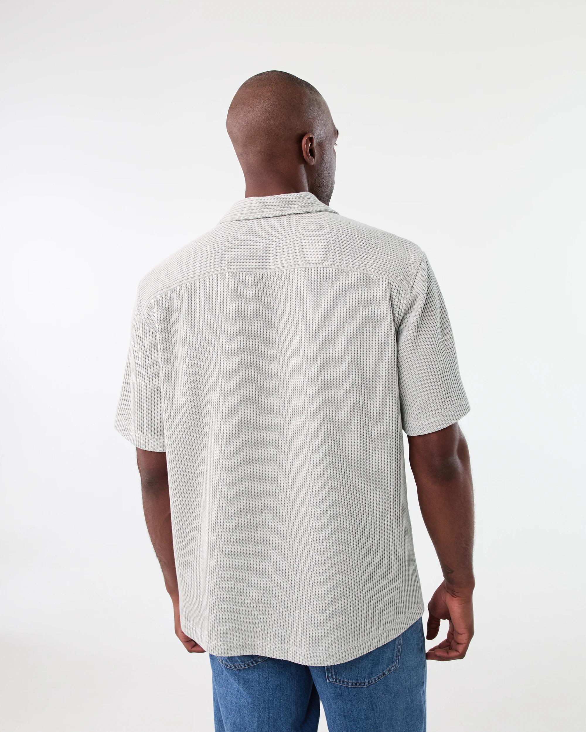 3 Short Sleeve Jacquard Knit Shirt Bge Lunar, 3 of 6