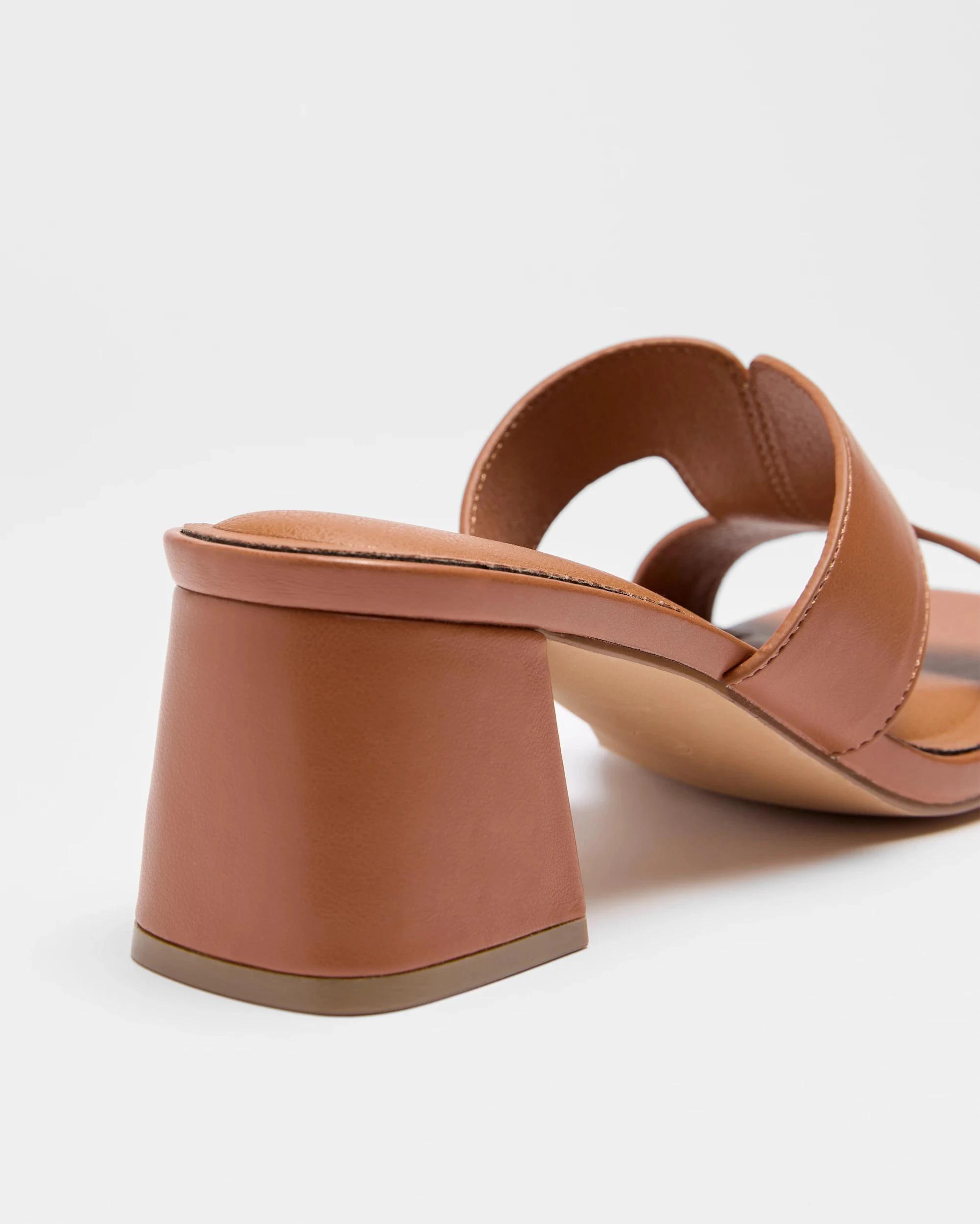 2 Target Woman Womens Mid Block Heel - Hanna TAN, 2 of 3