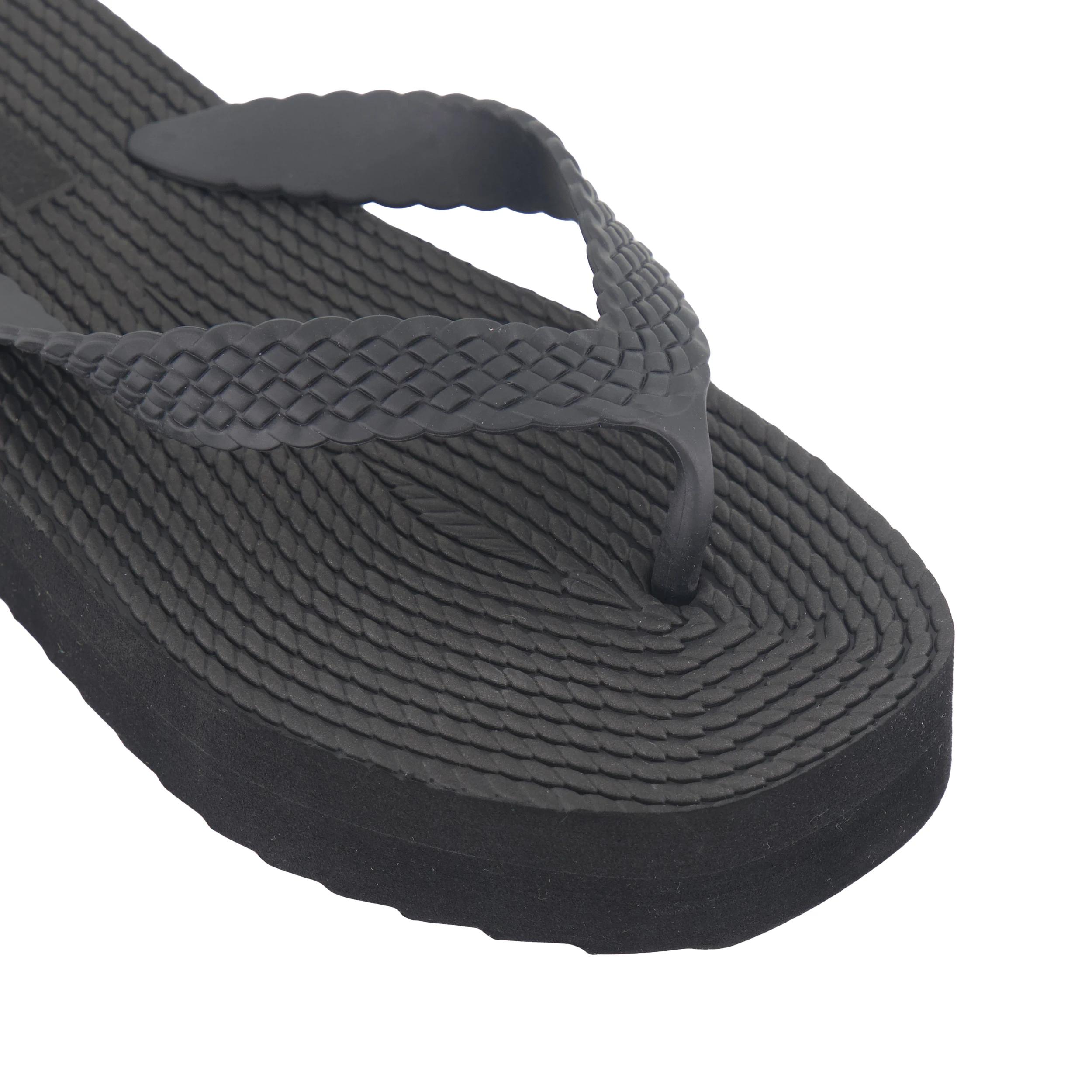 3 Textured Platform Thongs Black, 3 of 3