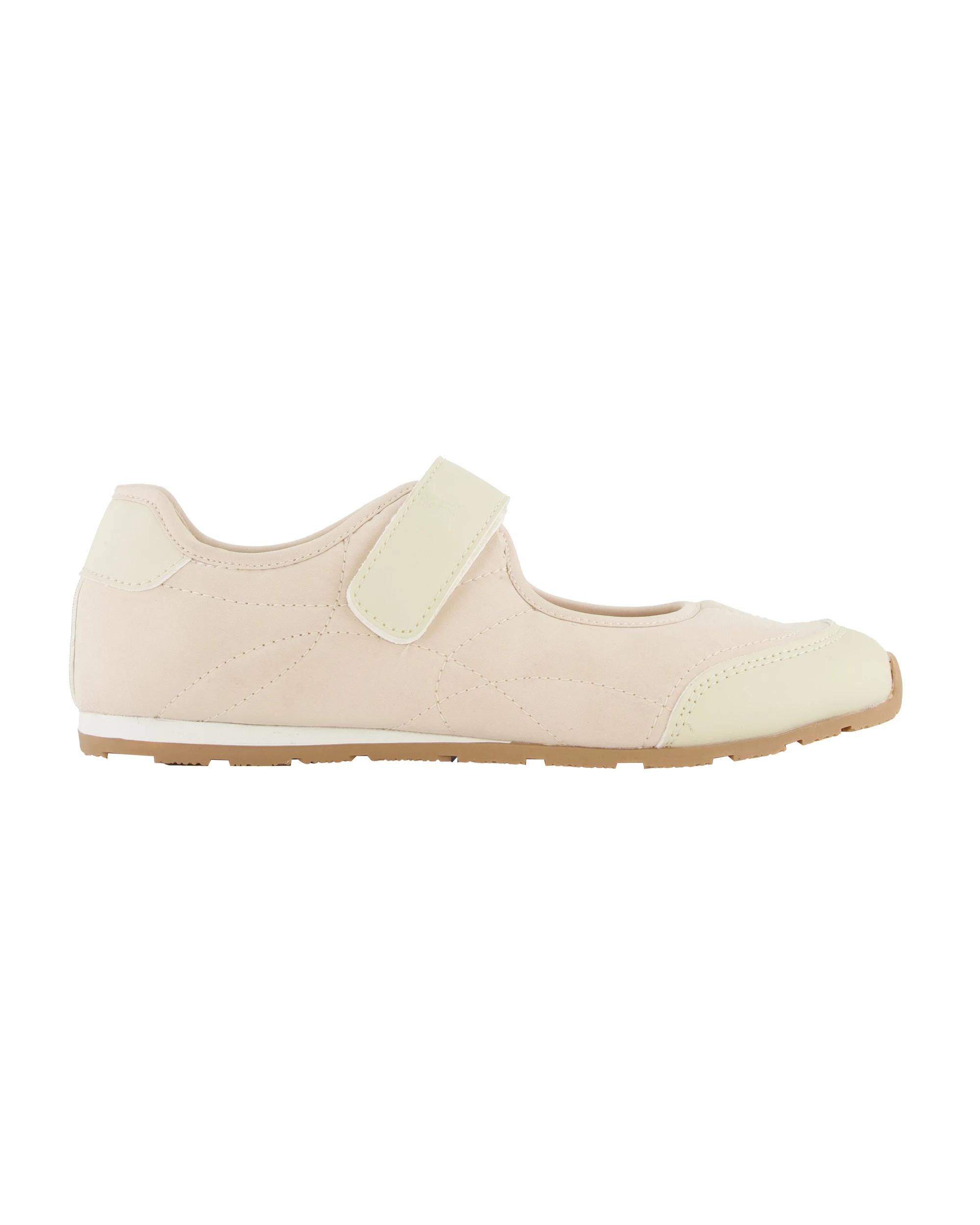 1 Comfort Elastic Mesh Sneakers Sandshell, 1 of 5