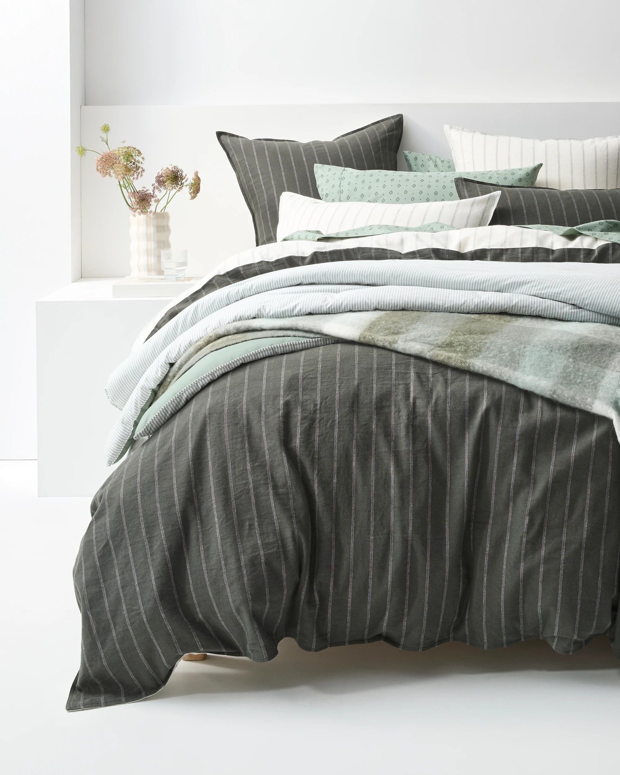 4 Target Adelle Stripe Linen/Cotton Quilt Cover Set - Super King Bed - Green, 4 of 10