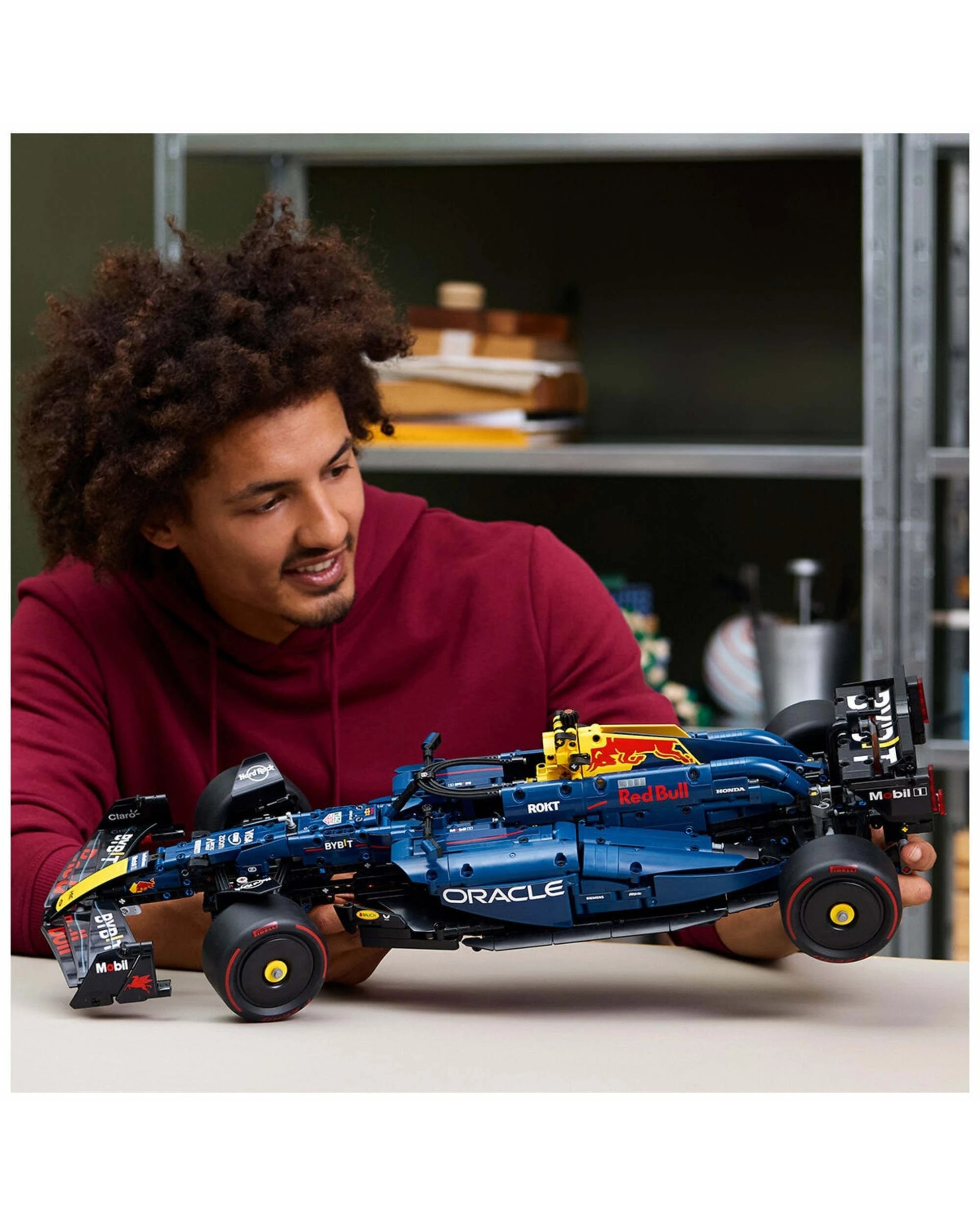 4 LEGO Technic Detailed F1 Car Model Kit 42206 Oracle Red Bull RB20 1639, 4 of 5