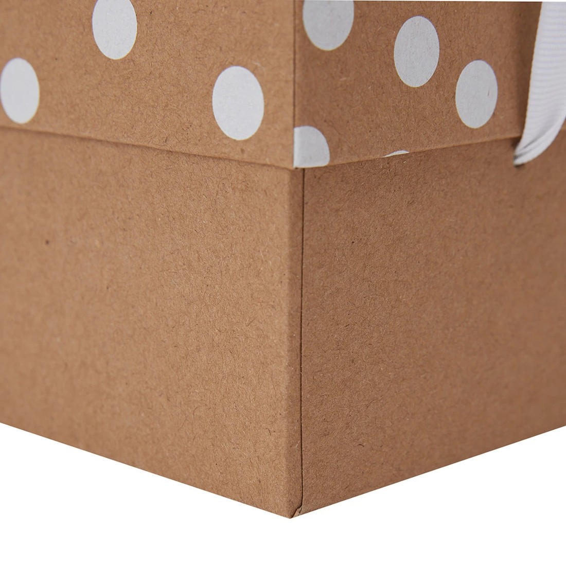 5 Box with Tag & Ribbon, 5 of 8