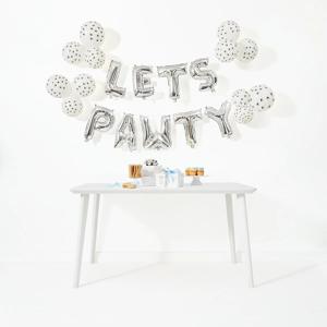 21 Piece Let's Pawty Decoration Pack