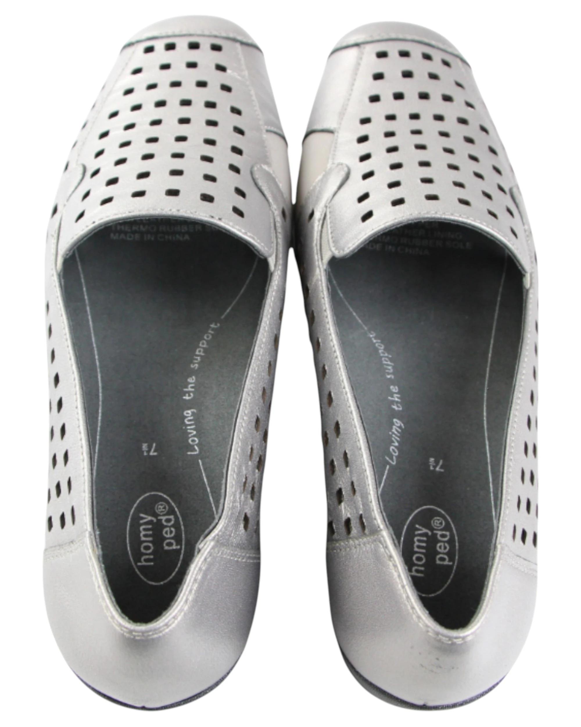 4 HomyPed Womens Lizzy Sandals Slip On Shoes Flats PLATINUM, 4 of 5