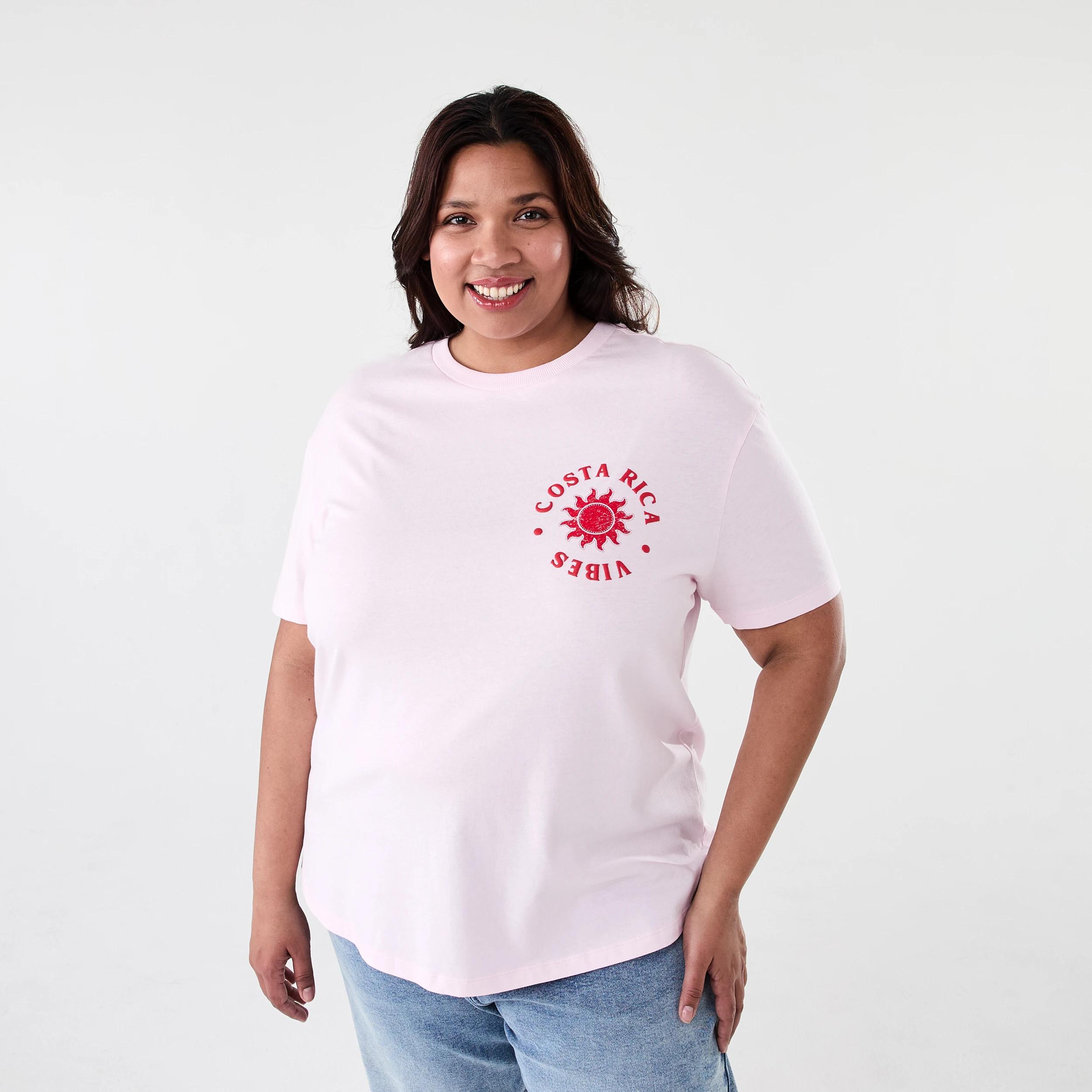 1 Curve Short Sleeve Boyfriend T-shirt Costa Rica, 1 of 6