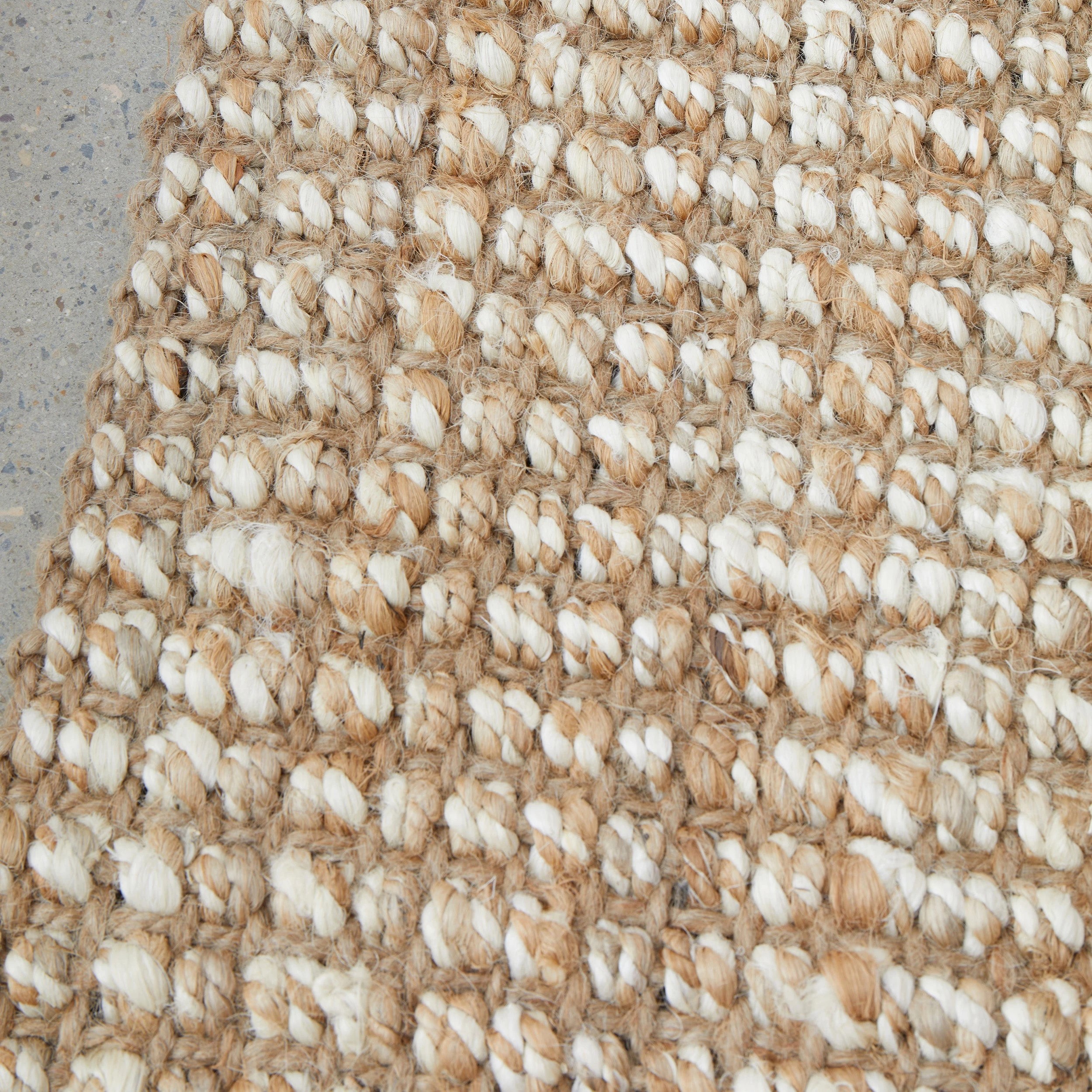 3 Common Ground Rugs Kingsley 49 300x80cm - White, 3 of 6