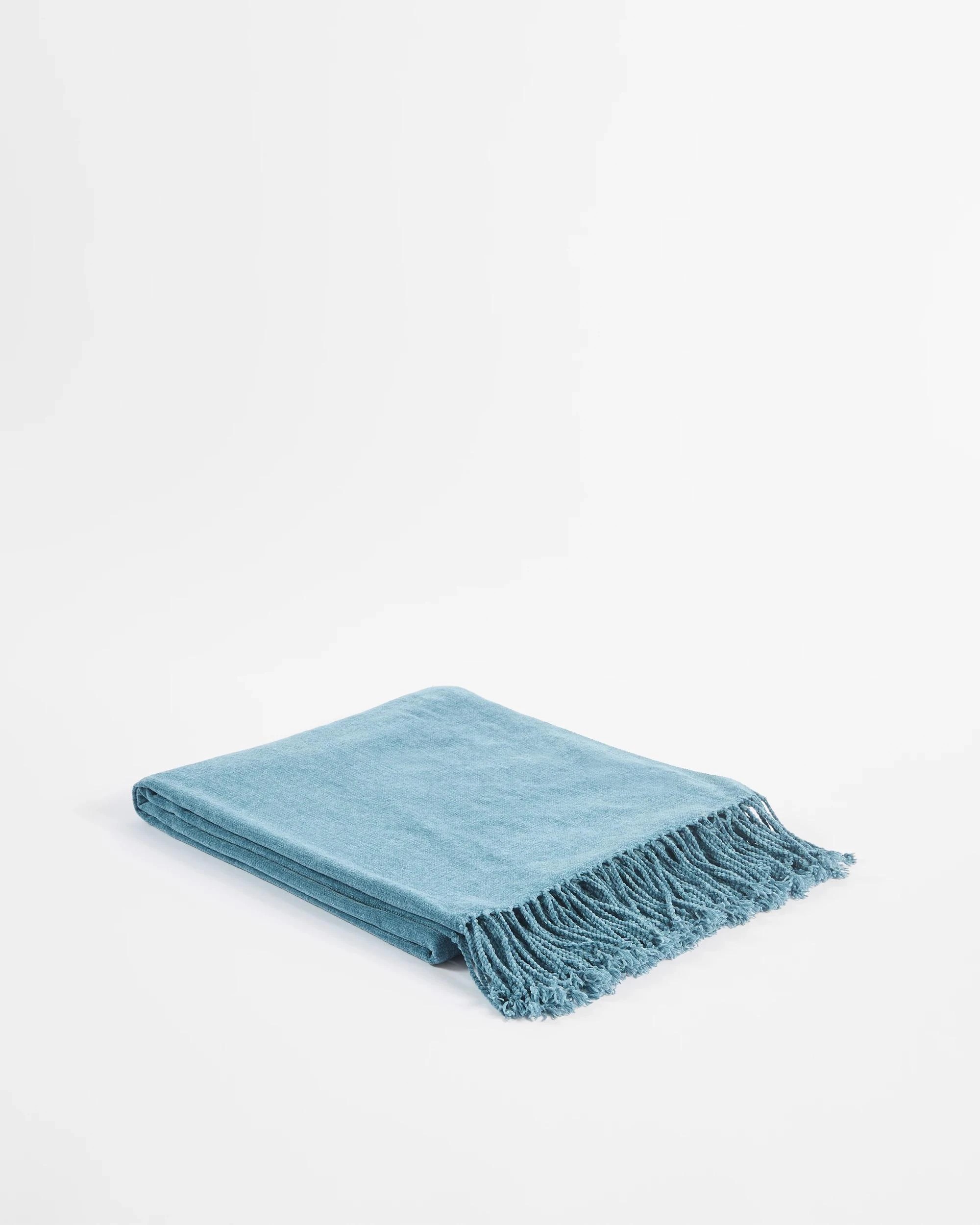 3 Target Issy Chenille Throw - Queen Bed - Blue, 3 of 3