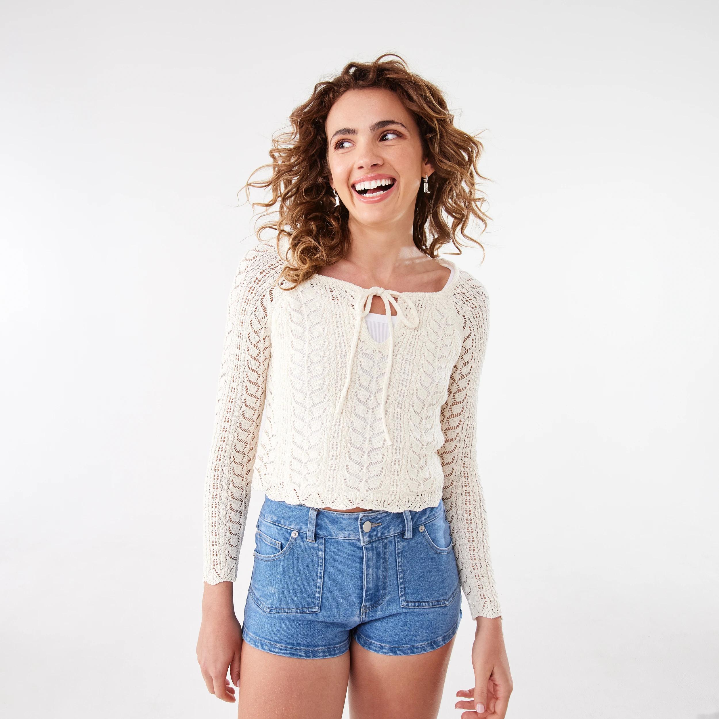 8 Denim Micro Shorts Light Wash, 8 of 8