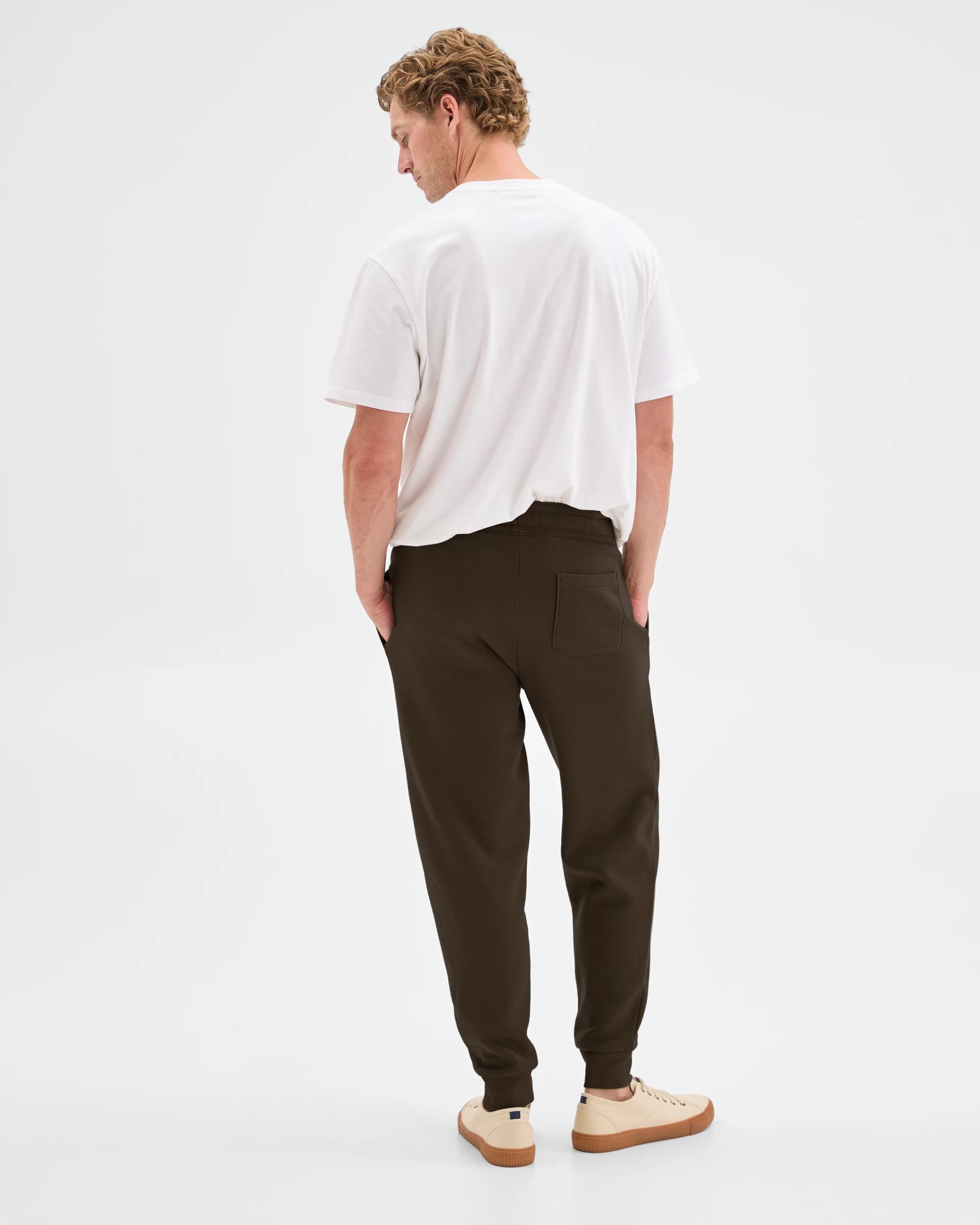 4 Target Man Australian Cotton Blend Cuffed Trackpants CHOCOLATE, 4 of 5