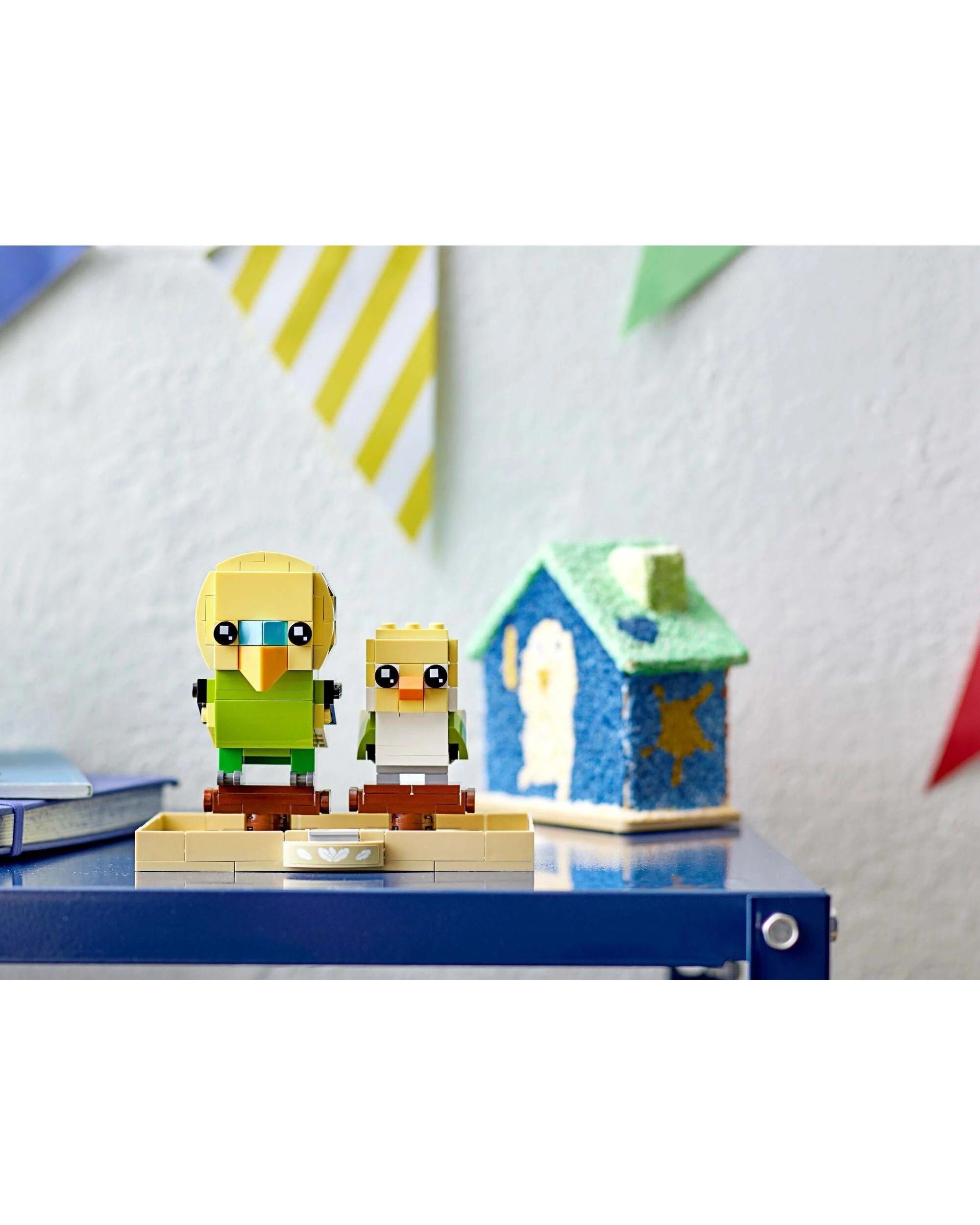 3 LEGO BrickHeadz 40443 Budgie, 3 of 5