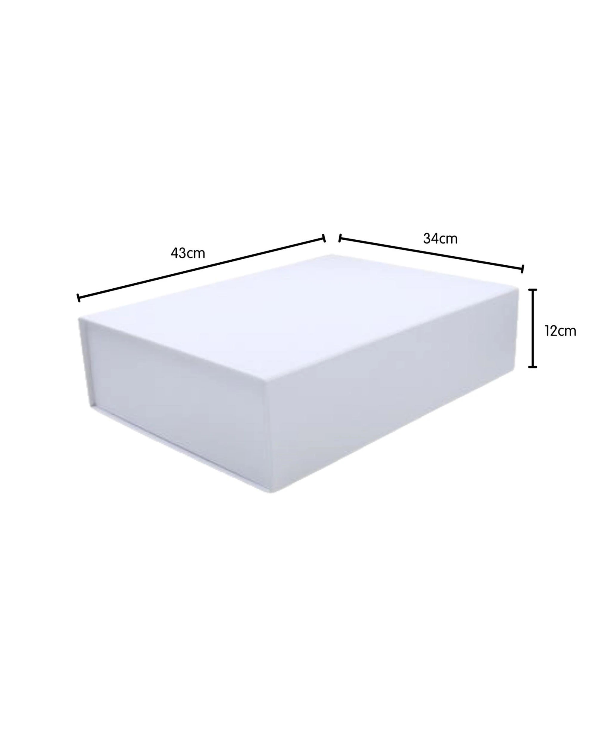 2 Durmaz White Magnetic Gift Box 43cm x 34cm, 2 of 2