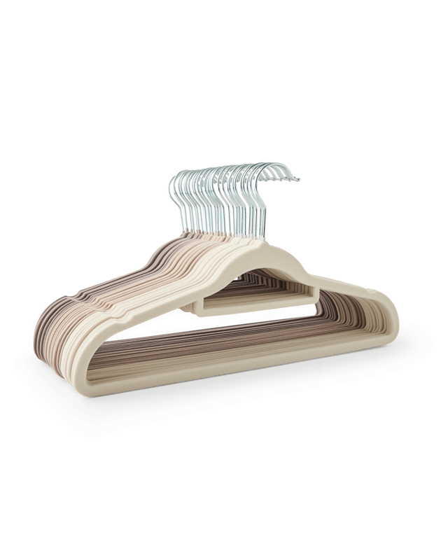 30 Pack Flocked Hangers - B