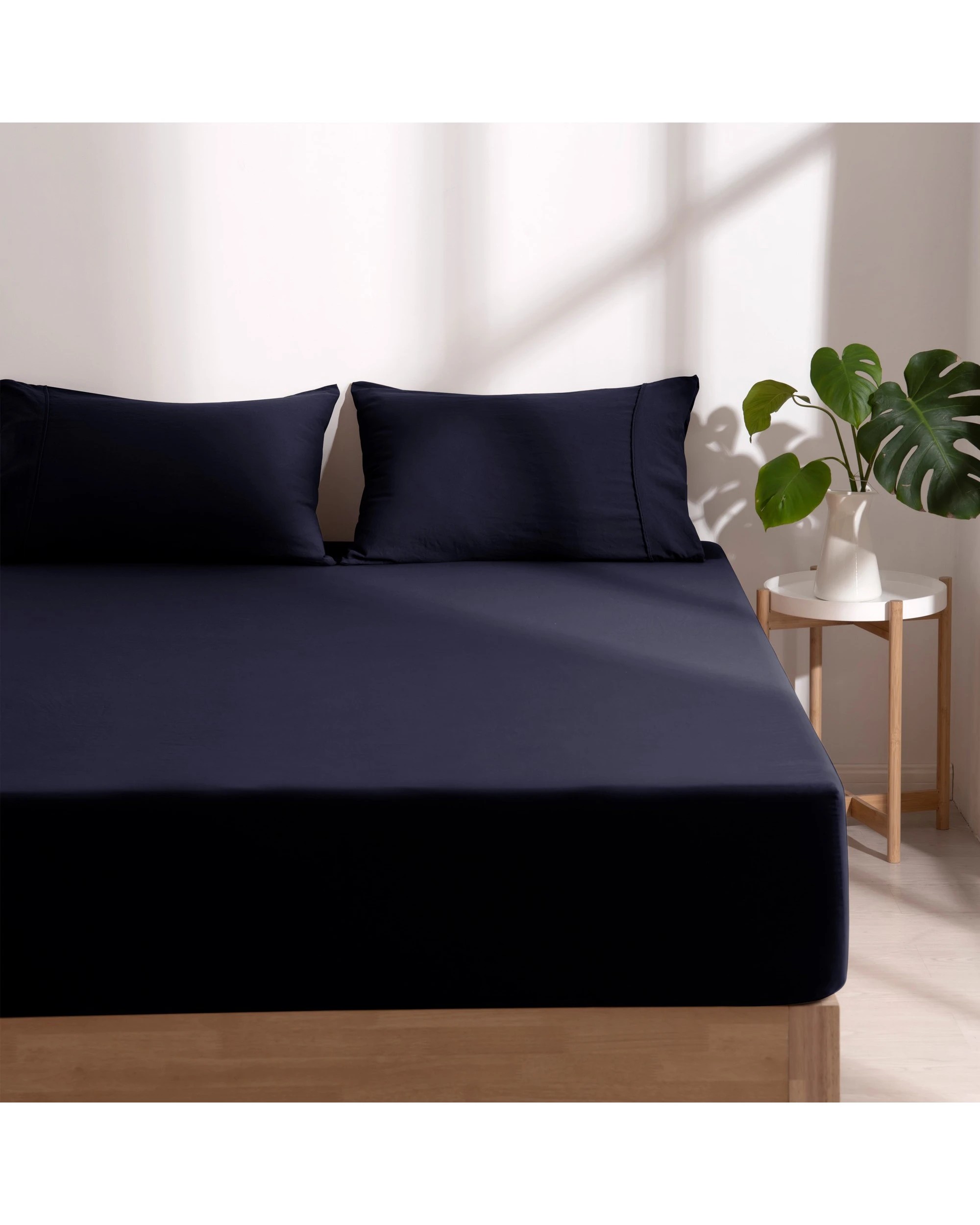 2 Dreamaker Superfine Washed Microfibre Combo Fitted Sheet Set - Queen Bed - Navy, 2 of 8