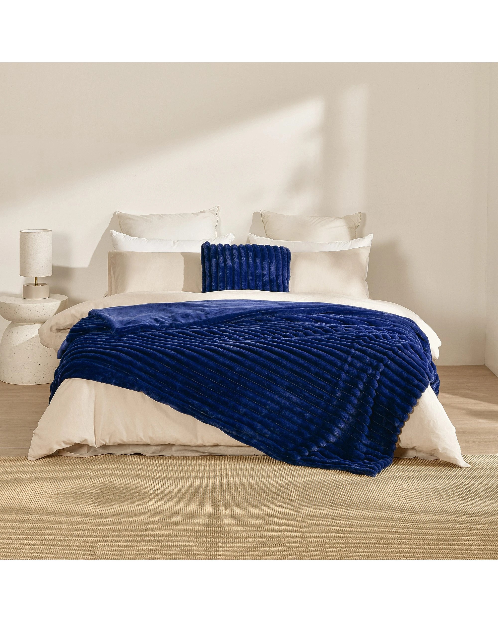 1 Dreamaker Chunky Embossed Fleece Throw 180x200cm - Midnight Blue, 1 of 5