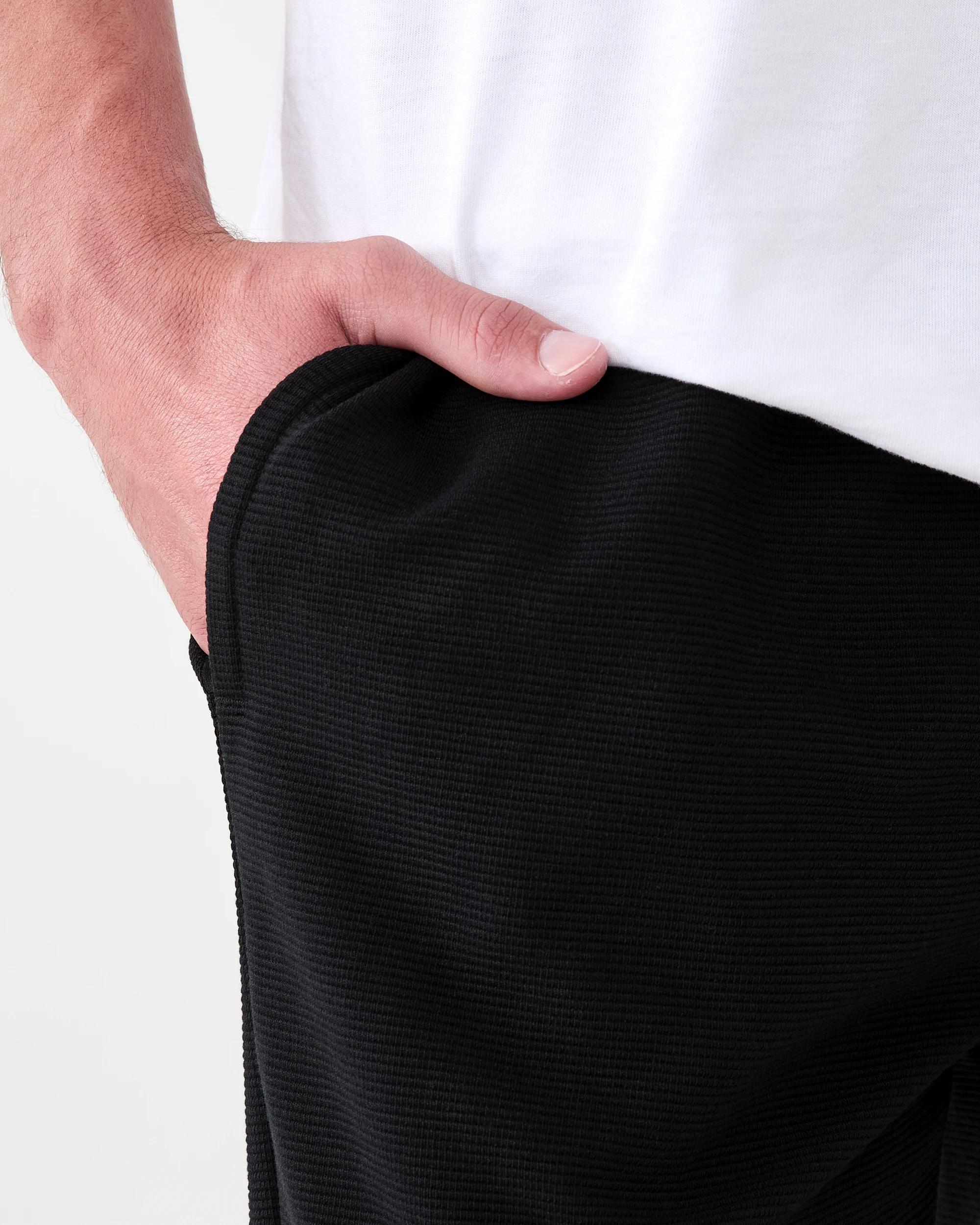 5 Textured Fleece Shorts Black, 5 of 6
