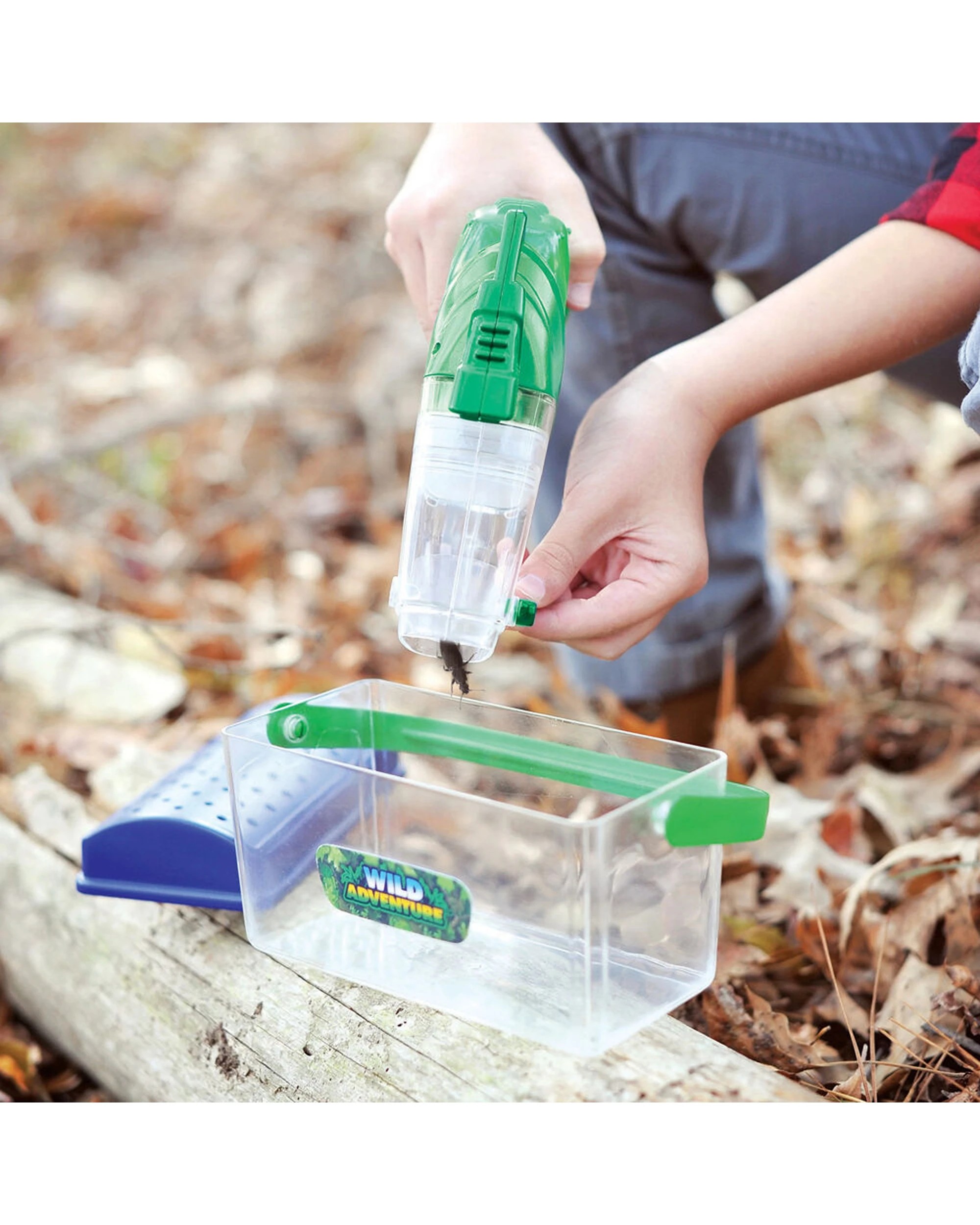 4 WILD ADVENTURE 2PK Lazer Bug Sucker STEM Outdoor Kids Toy Set With Extra Capture Pod - Multi, 4 of 6