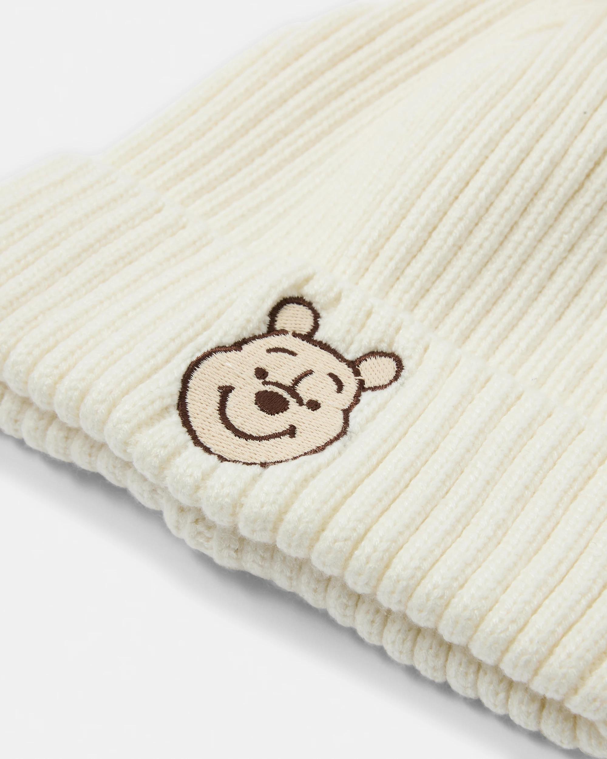 3 Winnie the Pooh License Beanie Winnie, 3 of 4