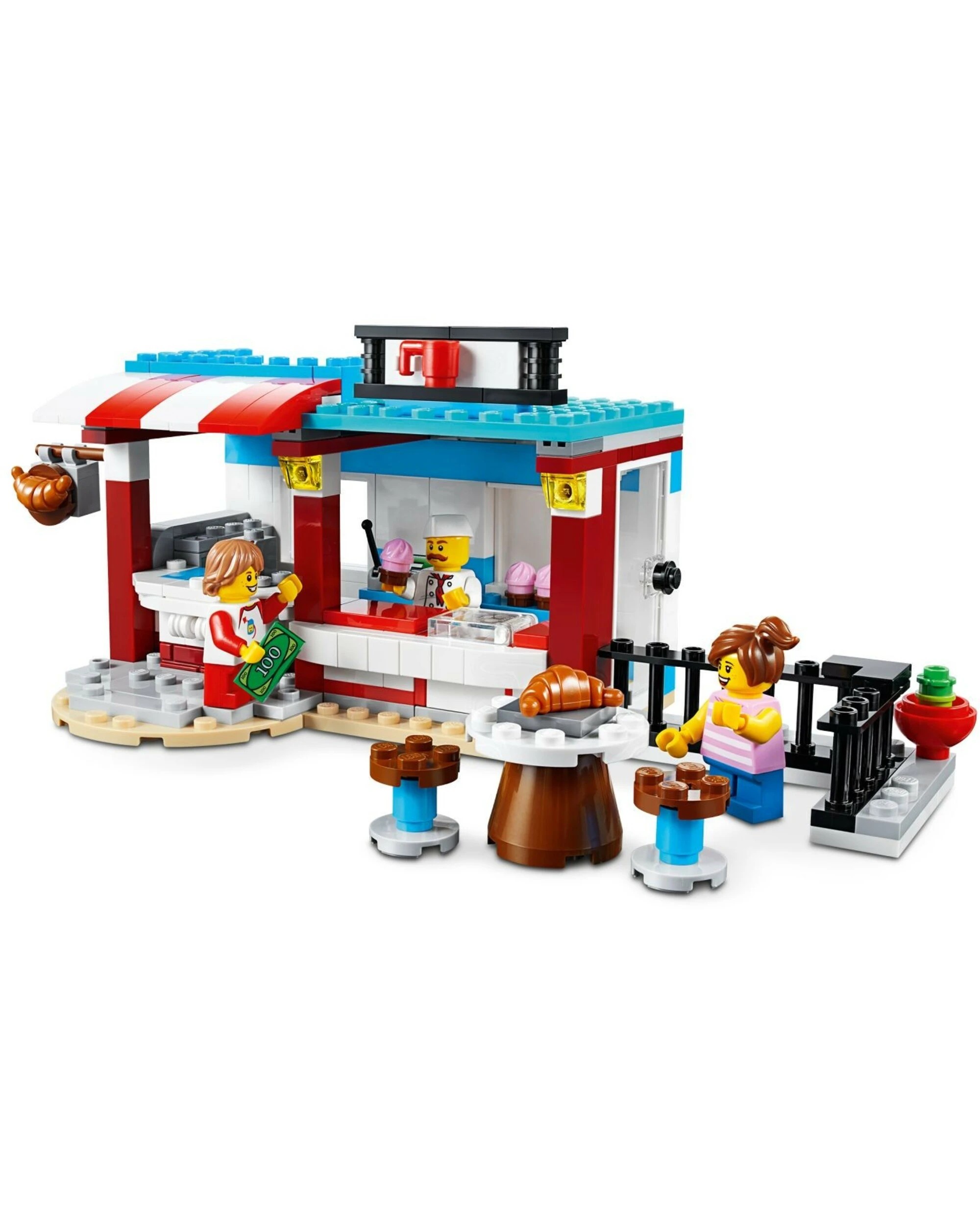 3 LEGO 31077 Modular Sweet Surprises: Cake Shop, Pool House & Cafe 3in1, 3 of 4