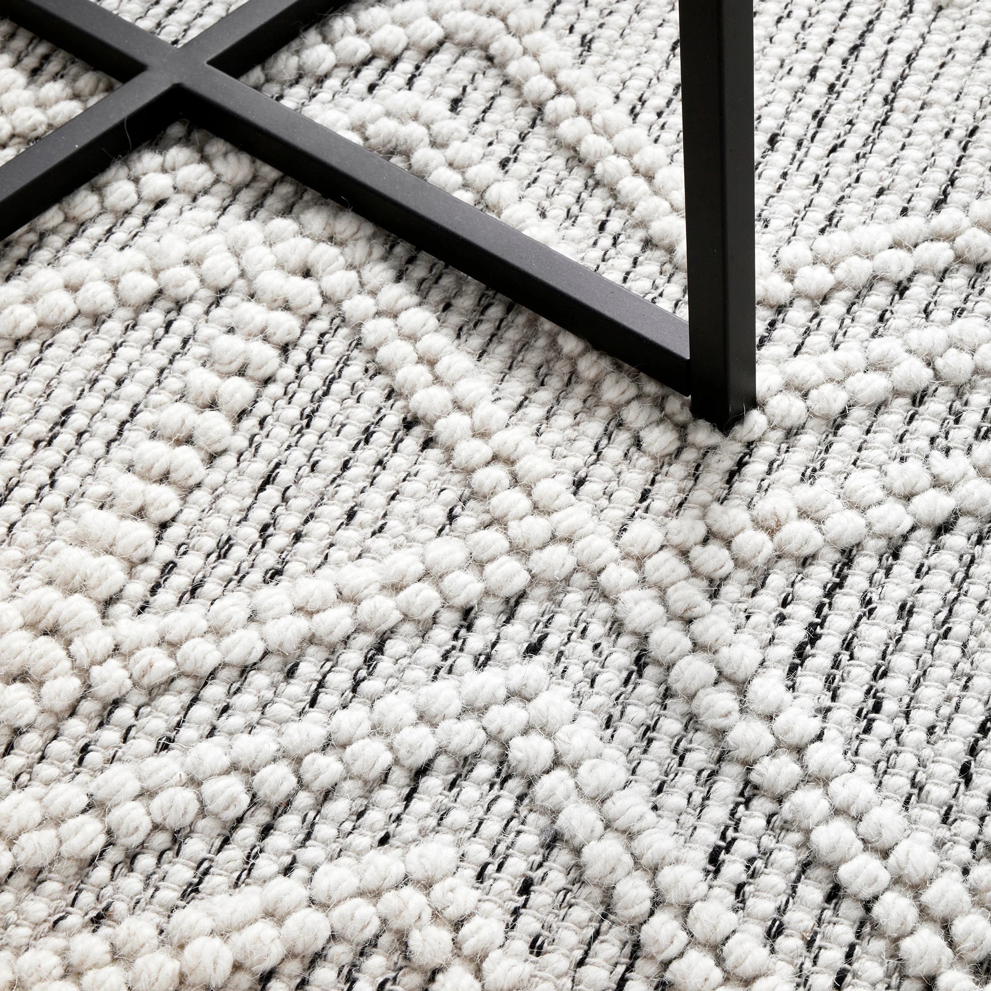 4 Common Ground Rugs Chateau Clara 280x190cm - Large Hand Loomed Rug - White, 4 of 10