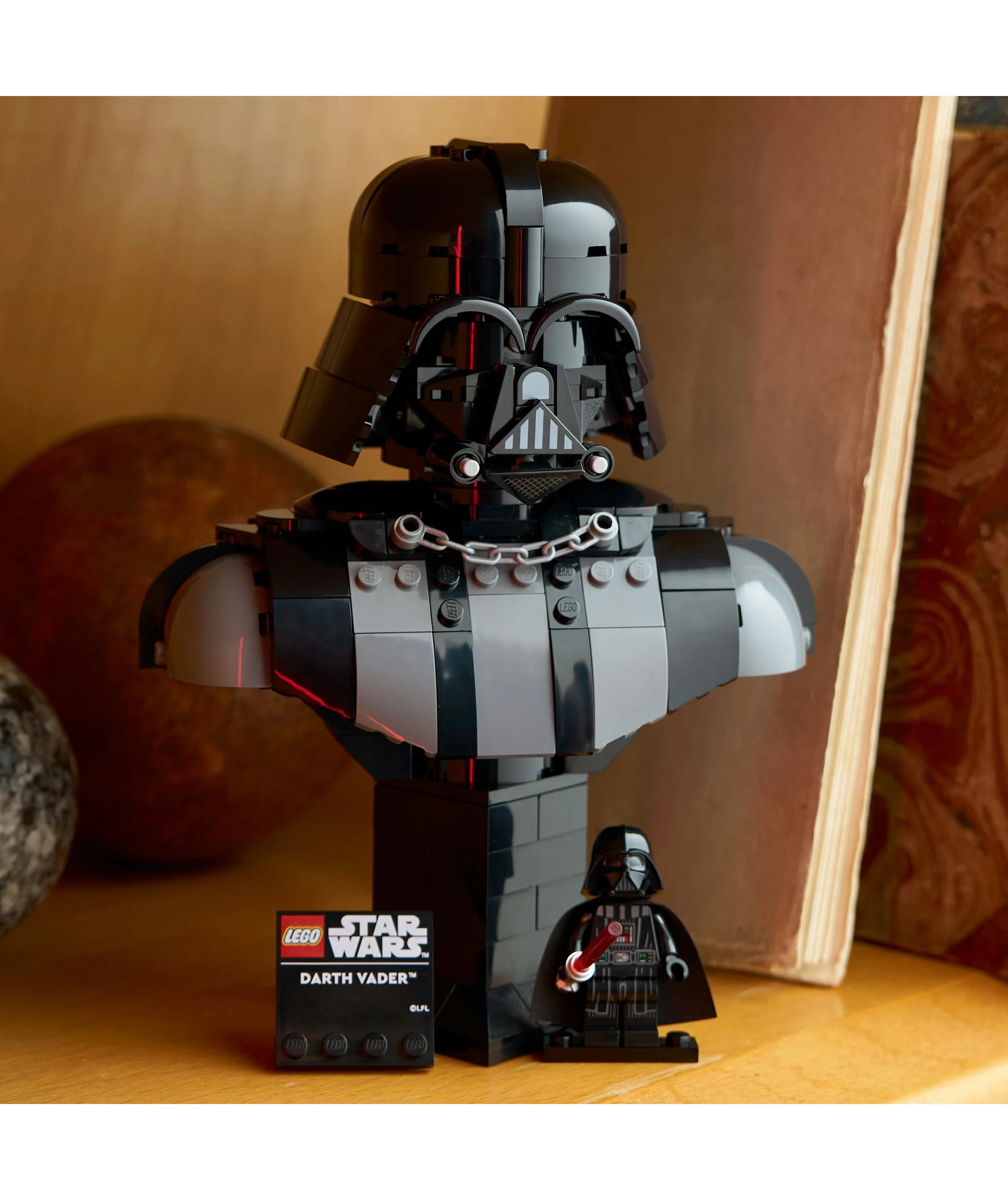 9 LEGO Star Wars Darth Vader Bust 75439, 9 of 10